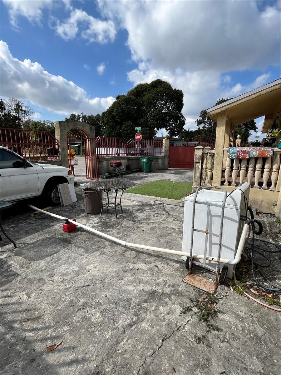 PINEWOOD PARK EXT - Residential