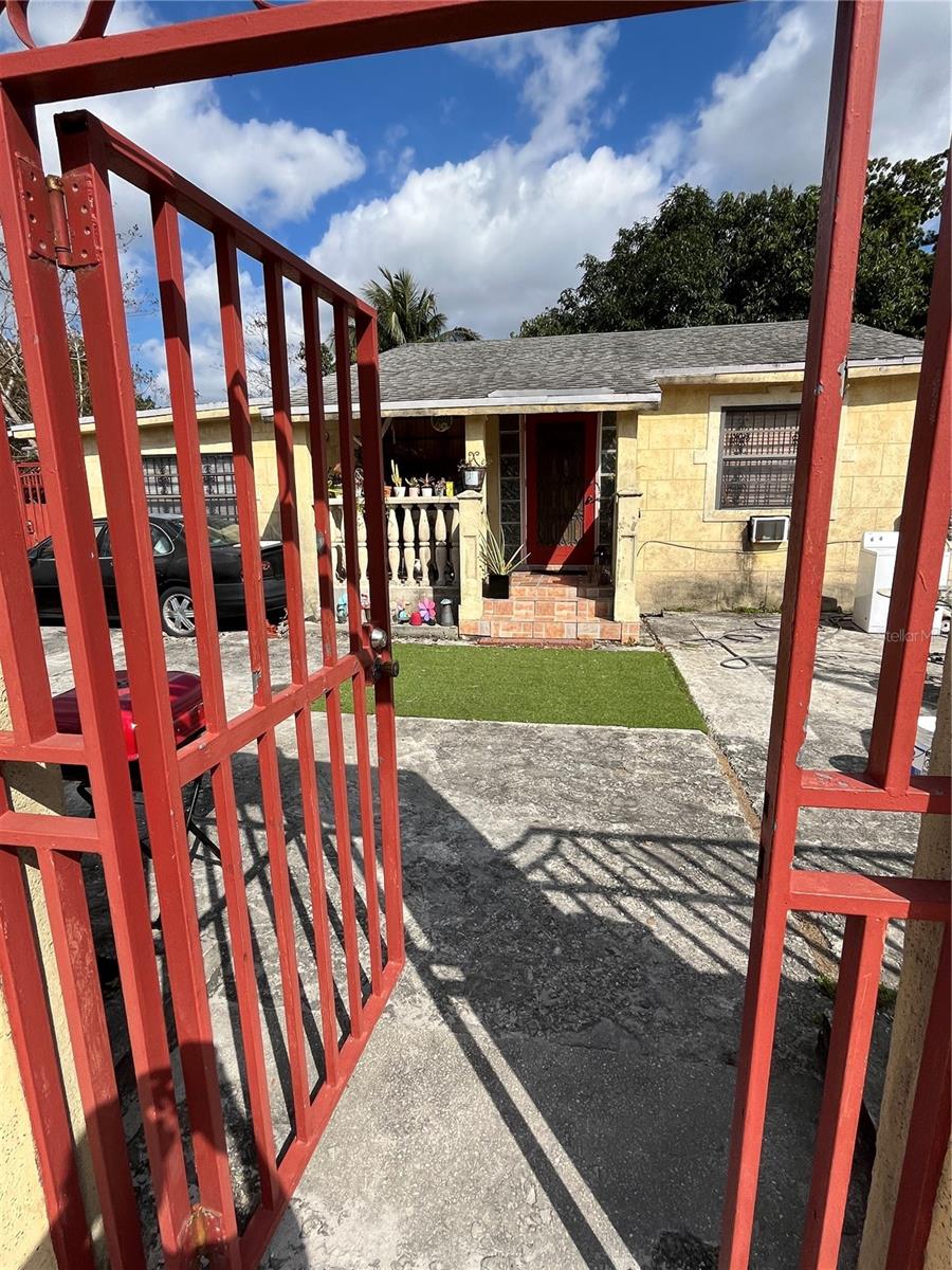 PINEWOOD PARK EXT - Residential