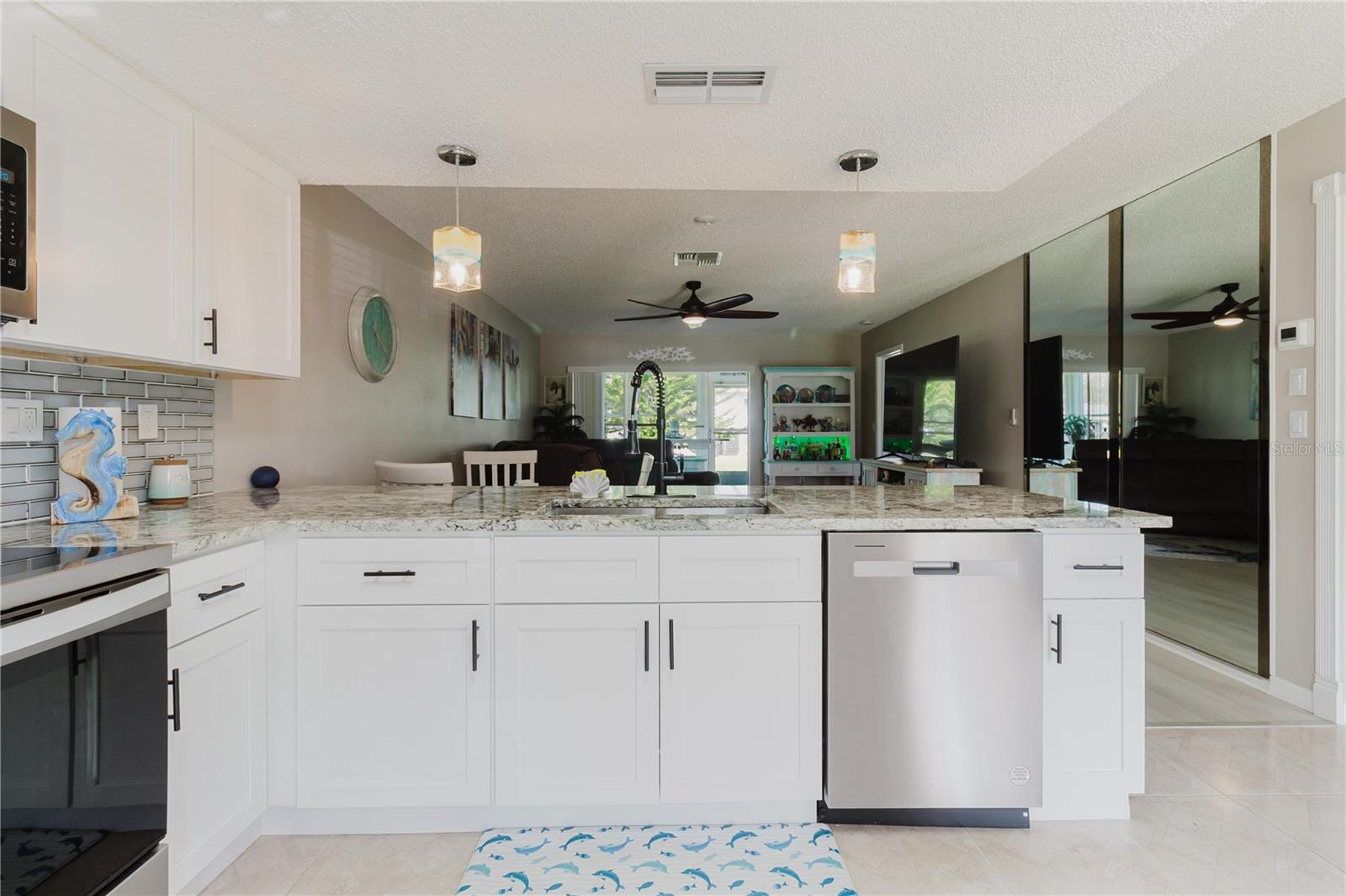 WOODS VILLAGE CONDO PH 2 - Residential