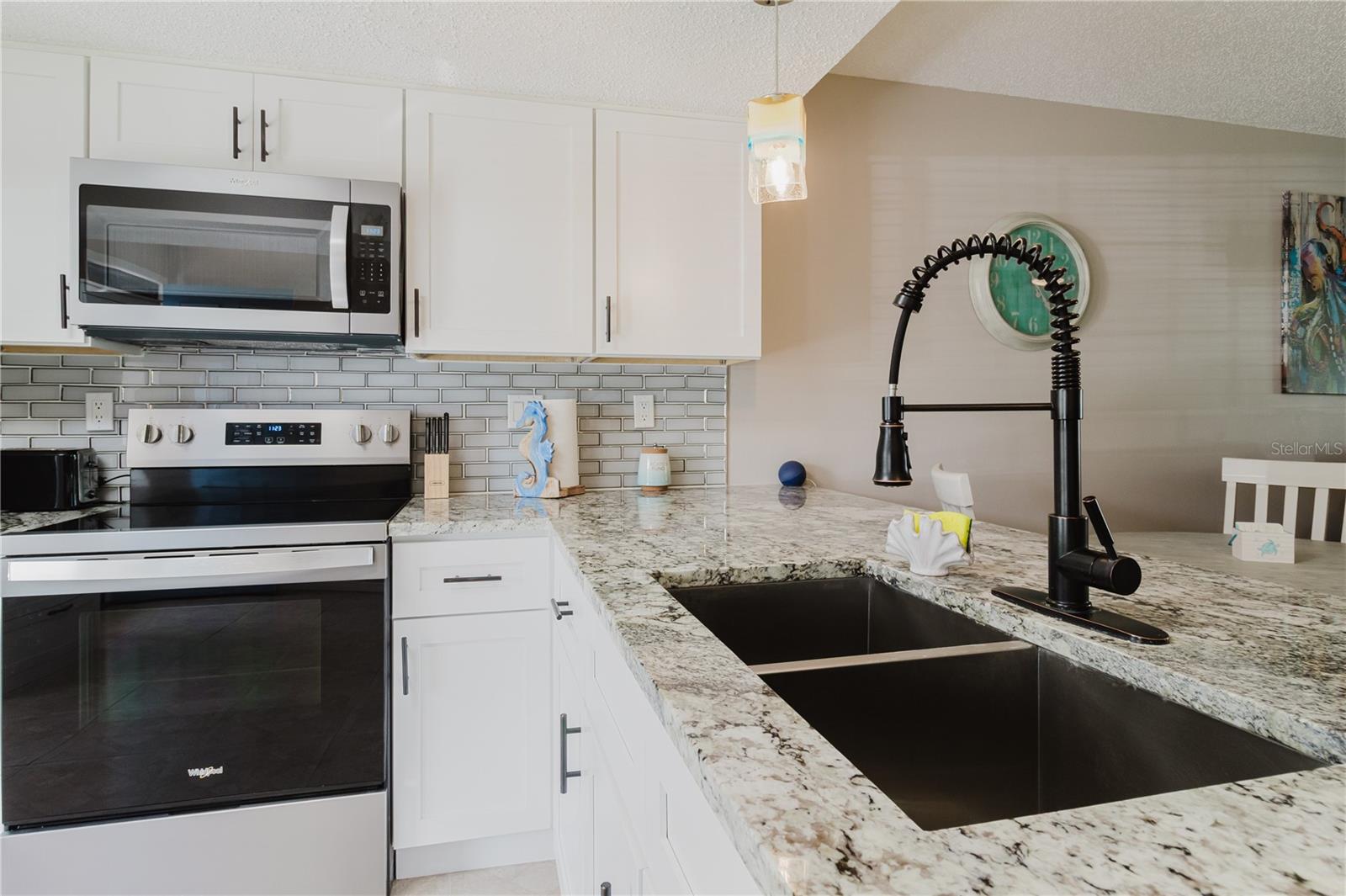 WOODS VILLAGE CONDO PH 2 - Residential