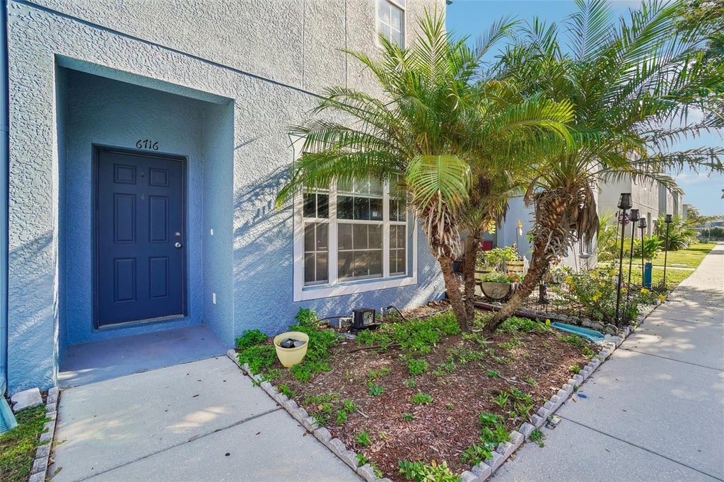 Photo of 6716 Lake Camden Way, Gibsonton, FL 33534 (MLS # TB8558915)