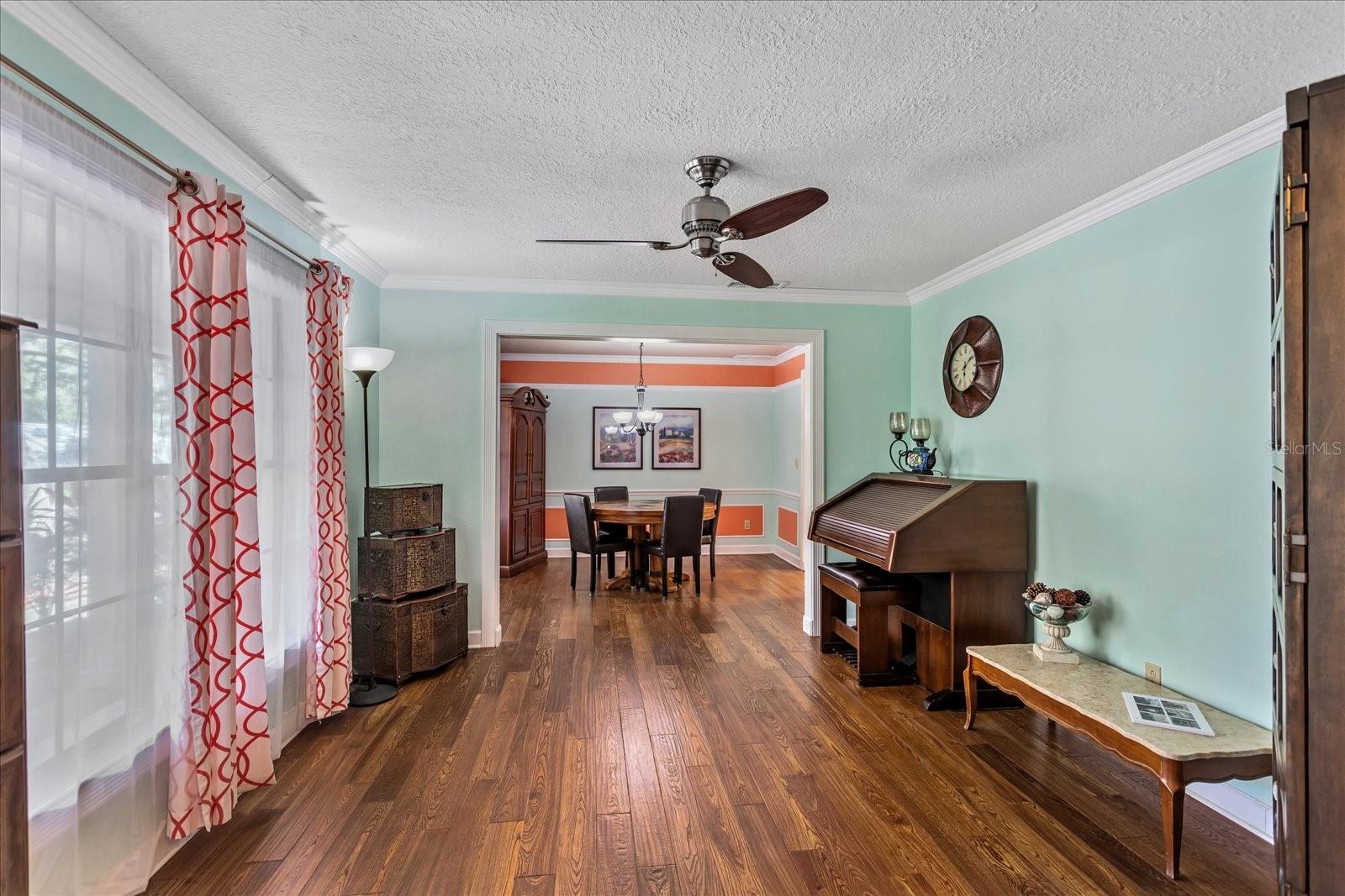 Casas a venda 3 - Jen Dantas 401 MAGNOLIA OAK DRIVE