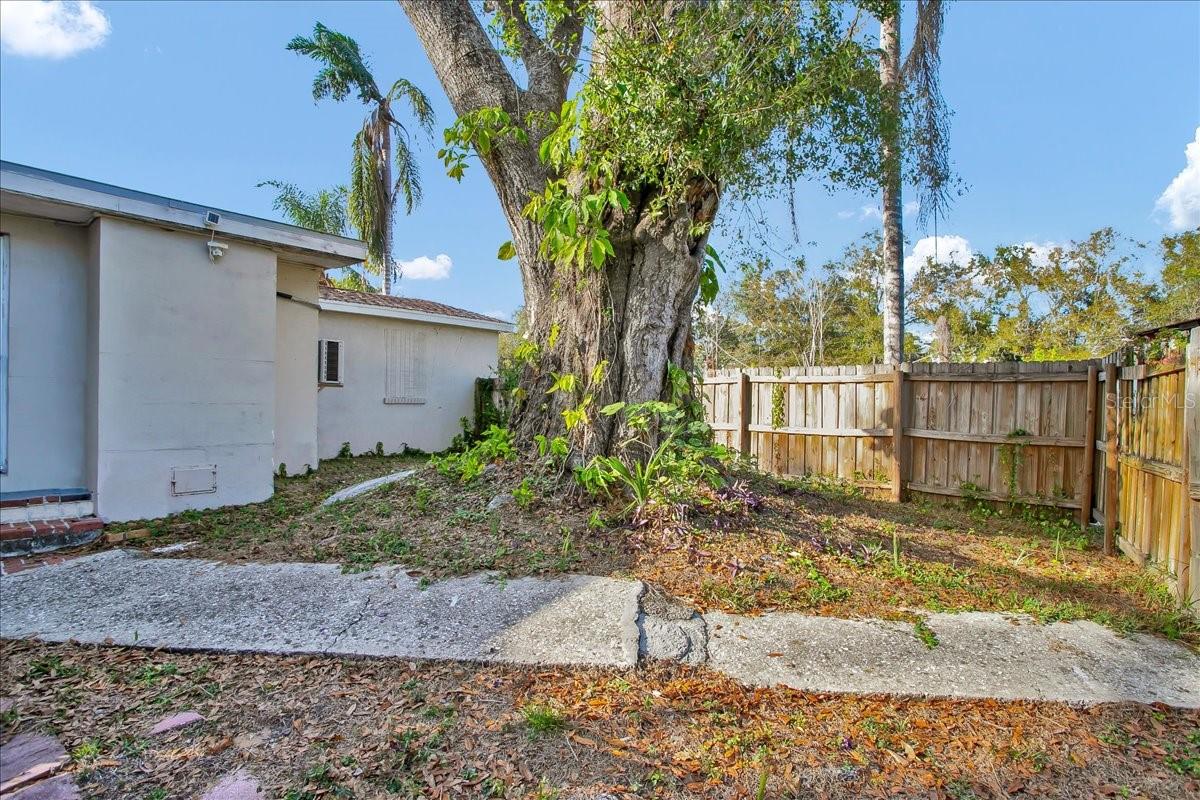 GOLD COAST SUB FIRST ADD - Residential