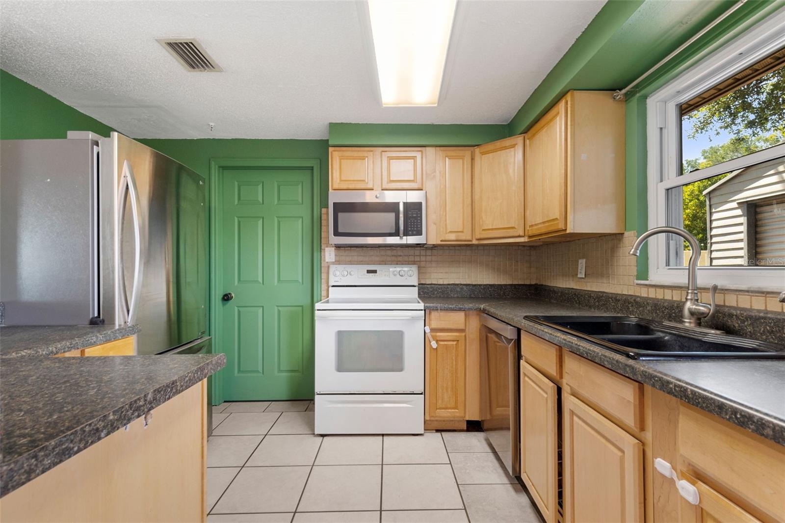 HIGHPOINT ESTATES - Residential