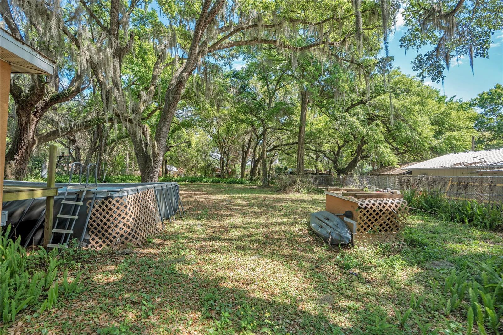 ACREAGE & UNREC - Residential