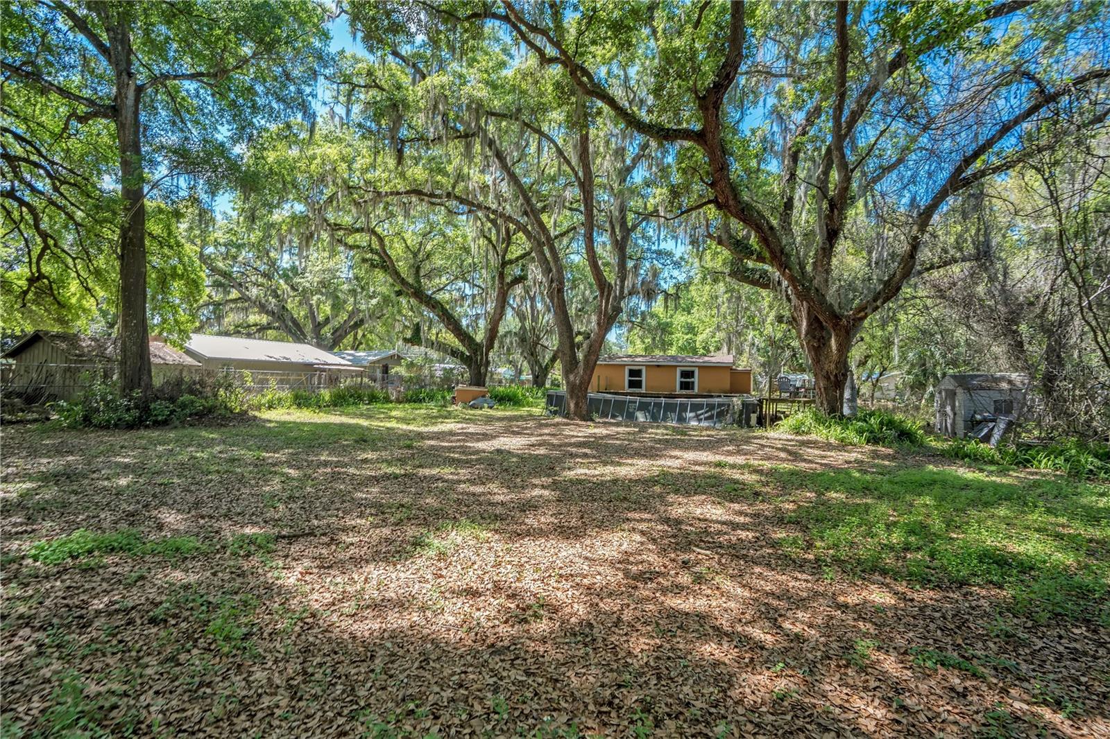 ACREAGE & UNREC - Residential