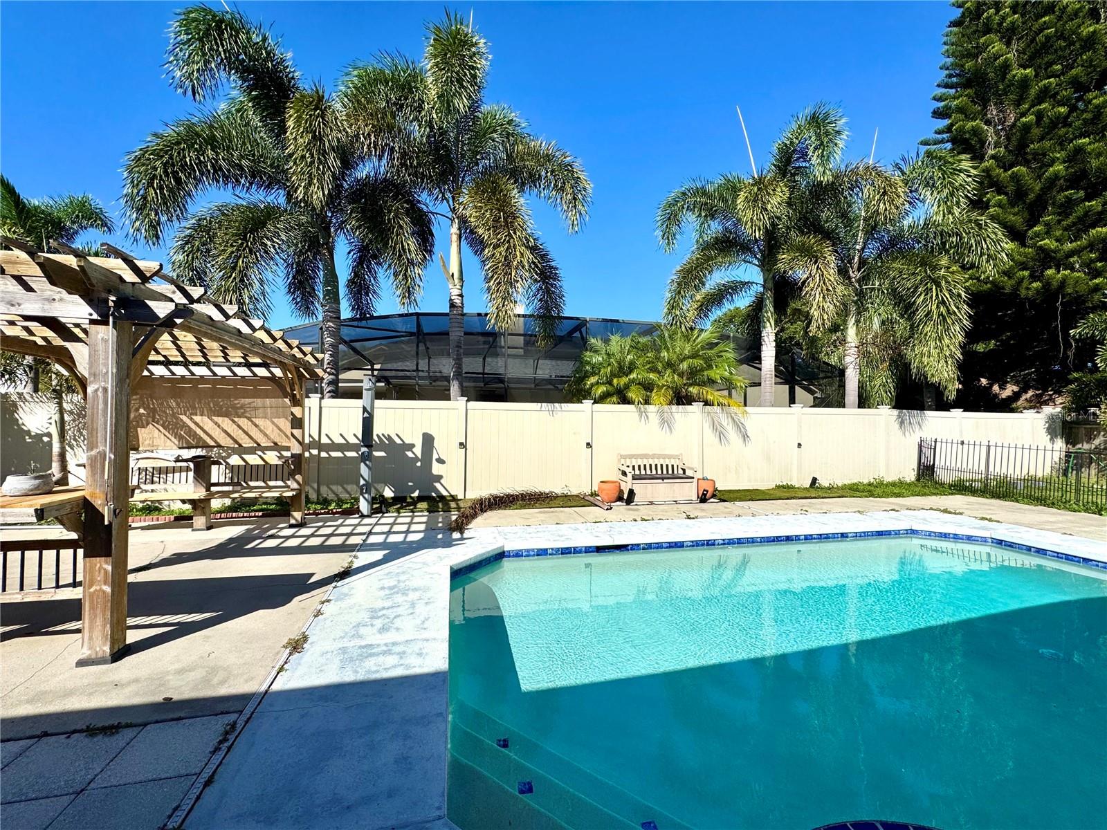 SOUTHFORK SUB - Residential Lease