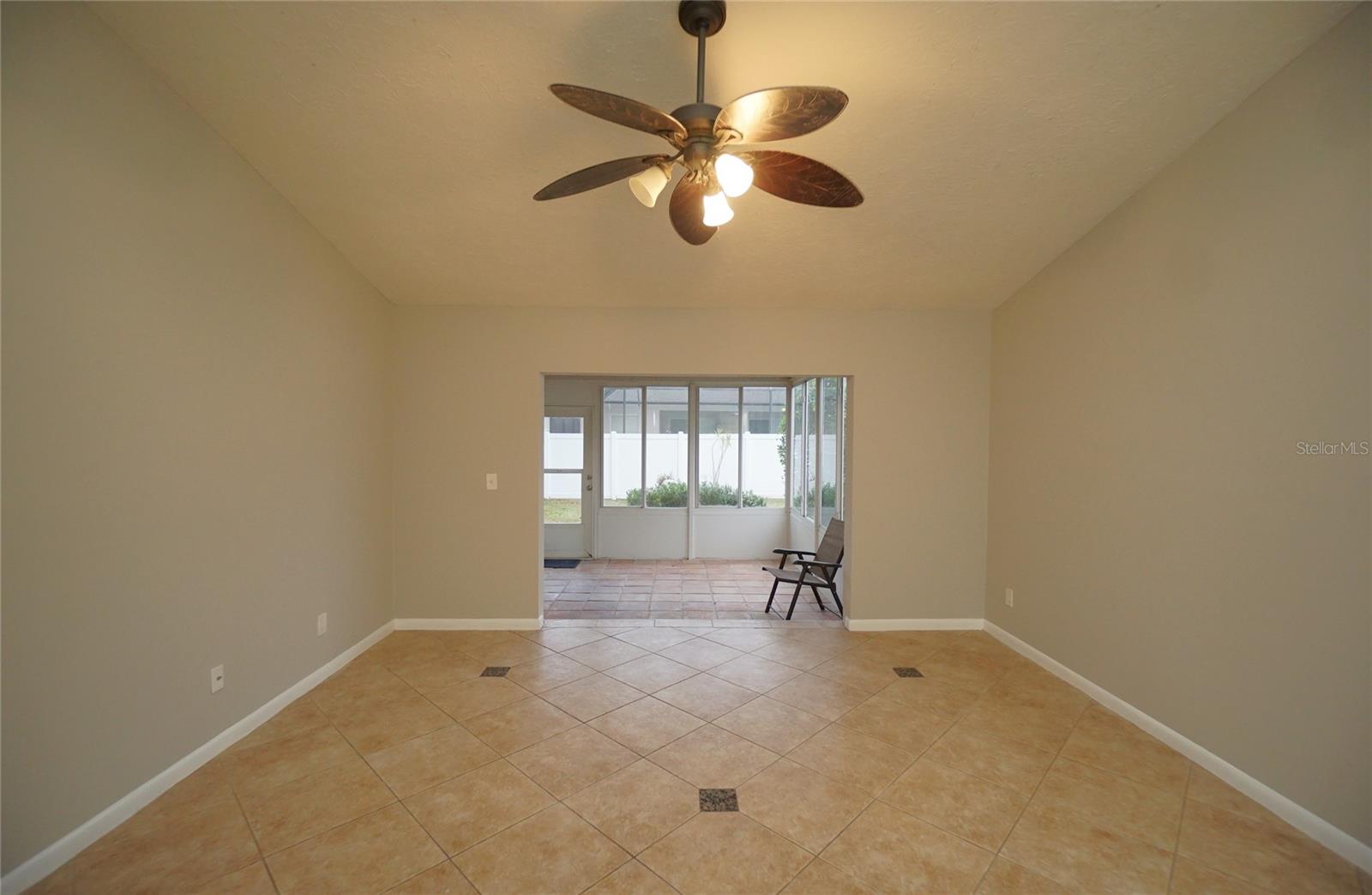 BLOOMINGDALE SEC P Q - Residential Lease