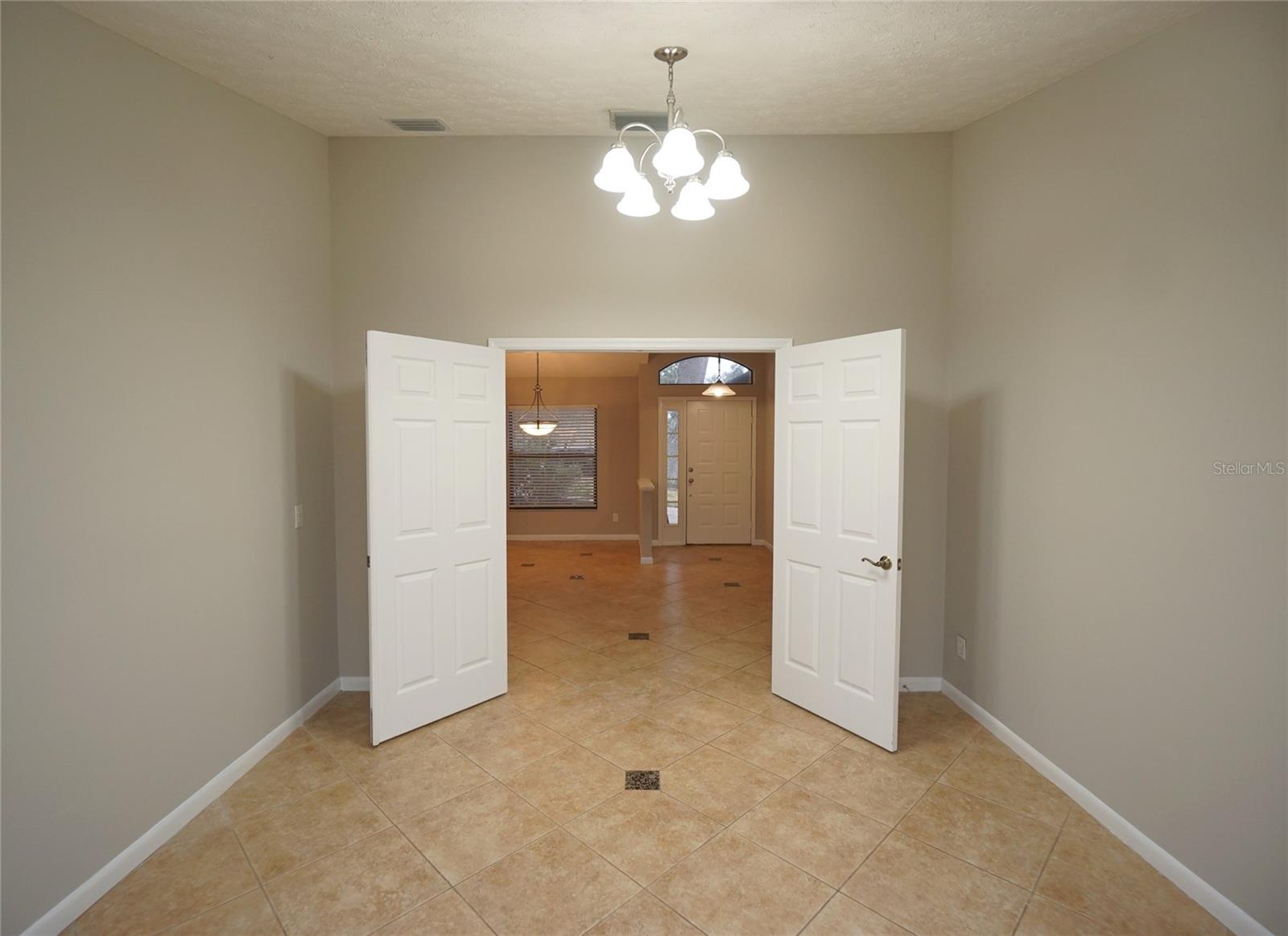 BLOOMINGDALE SEC P Q - Residential Lease