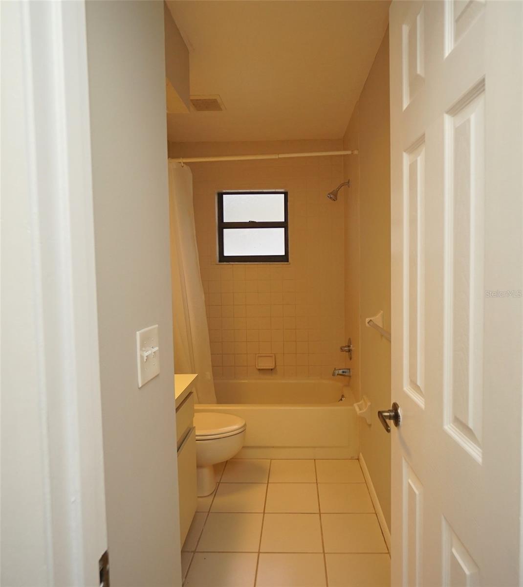 BLOOMINGDALE SEC P Q - Residential Lease