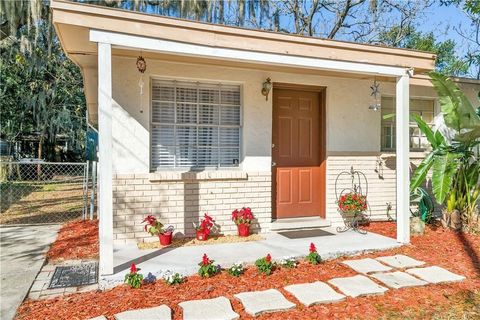 A home in TAMPA