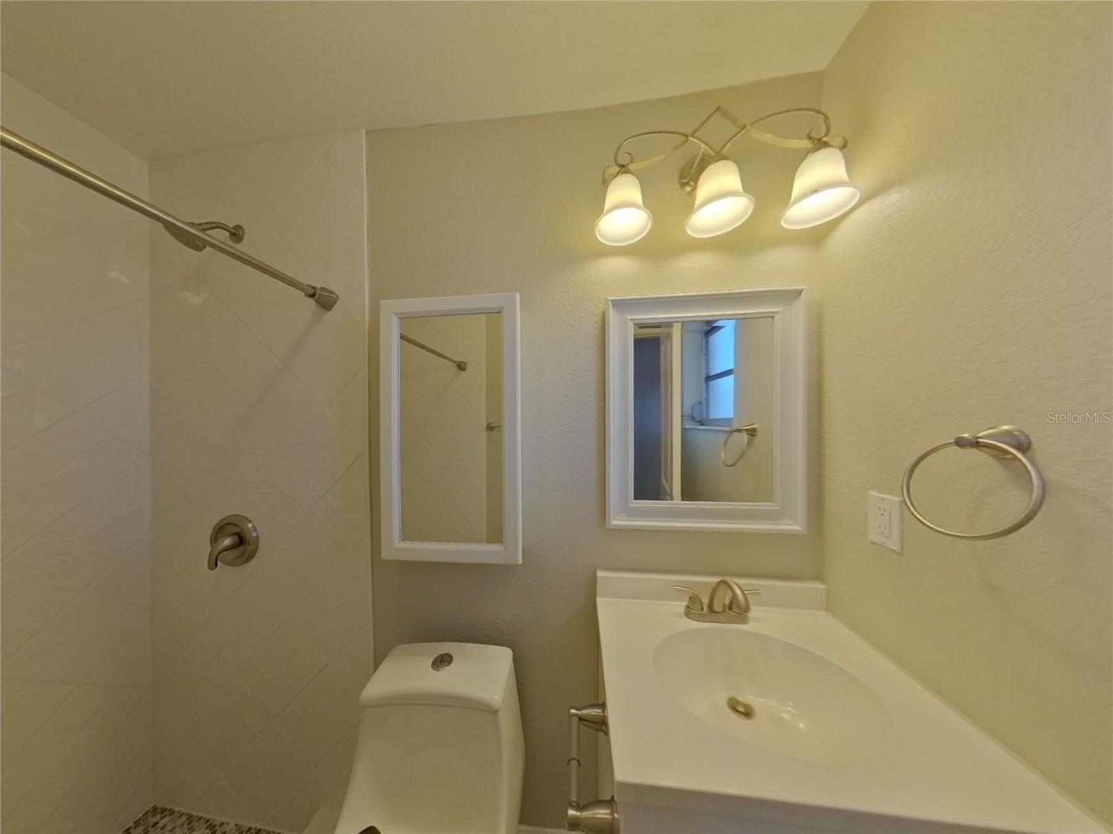 FRAZE ACRES - Residential Lease