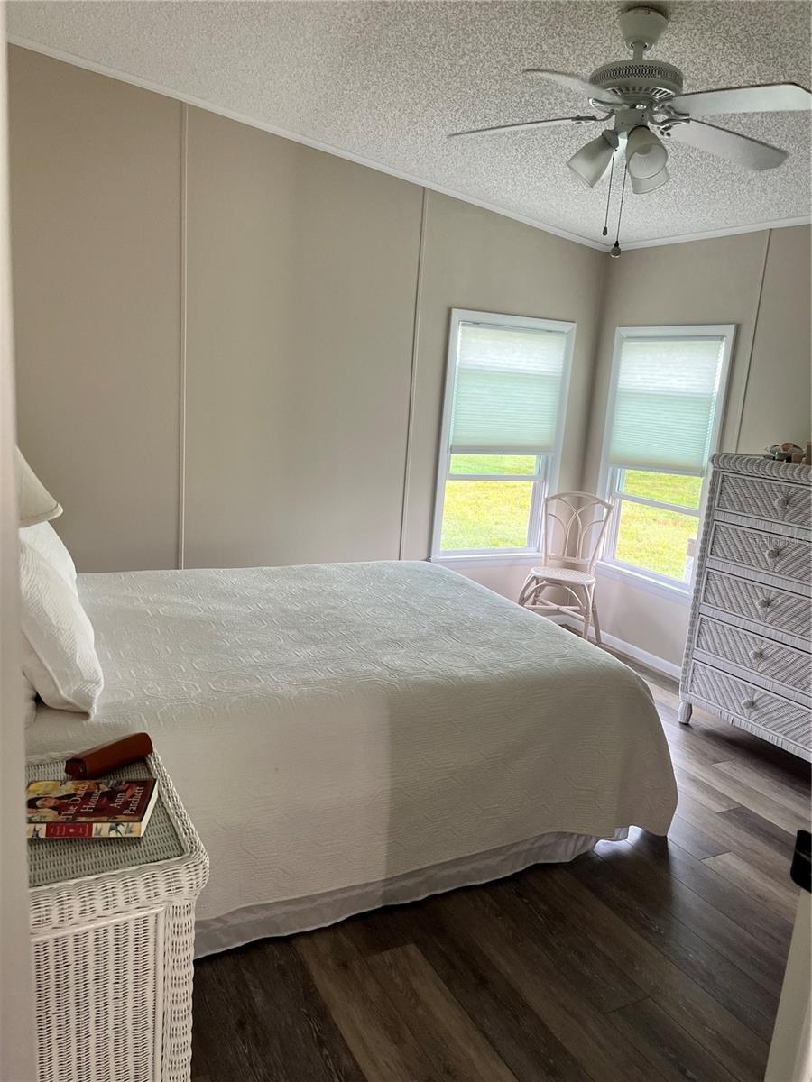 LA CASA MHP CO-OP - Residential