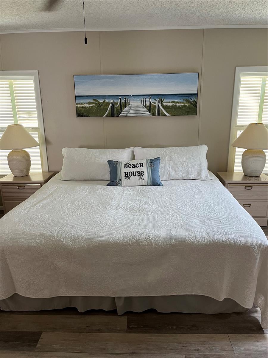 LA CASA MHP CO-OP - Residential