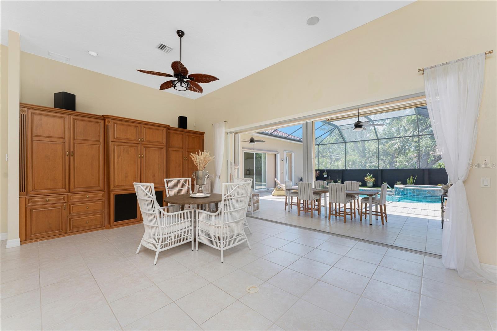 BOCA ROYALE - Residential