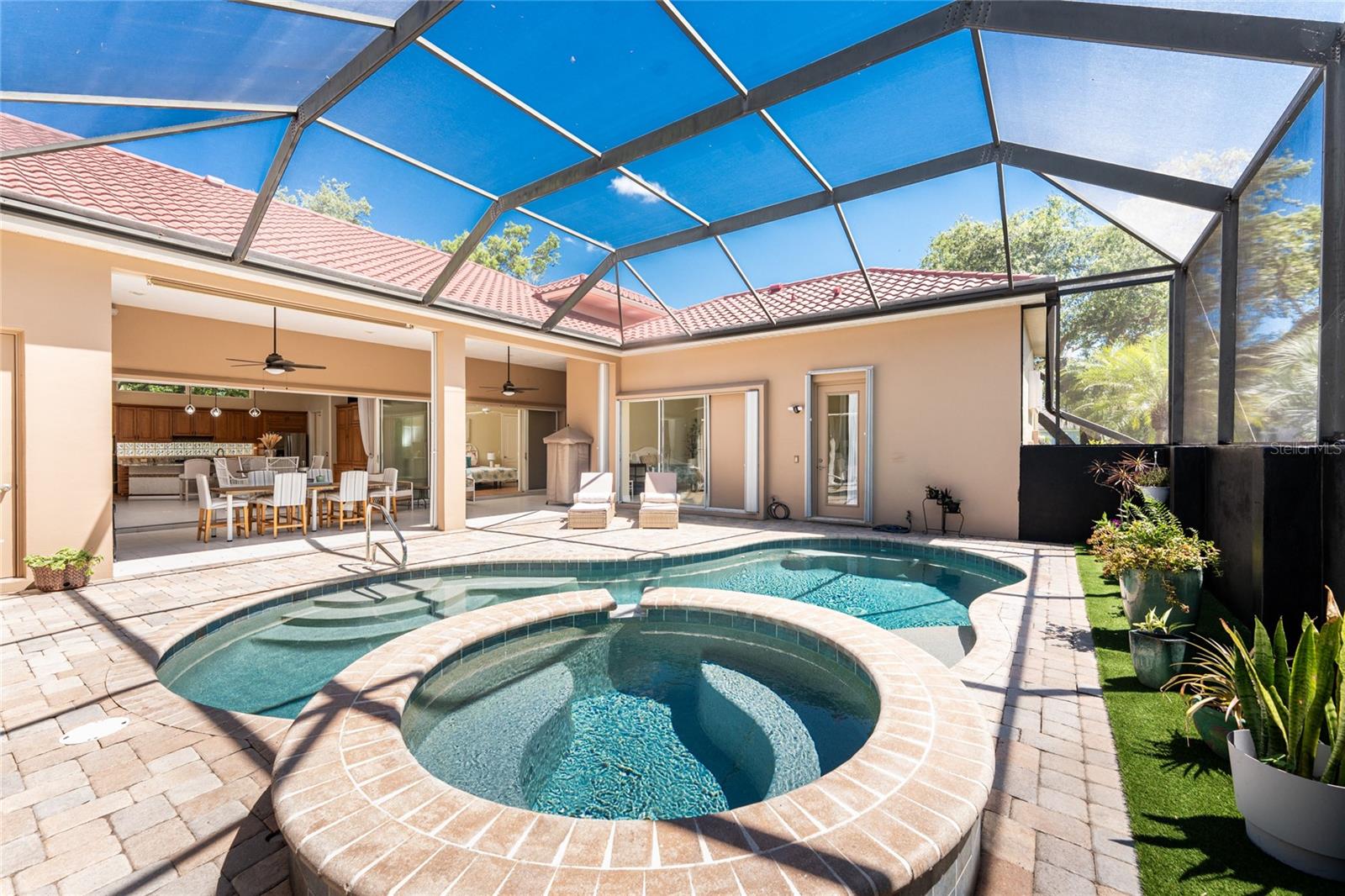 BOCA ROYALE - Residential