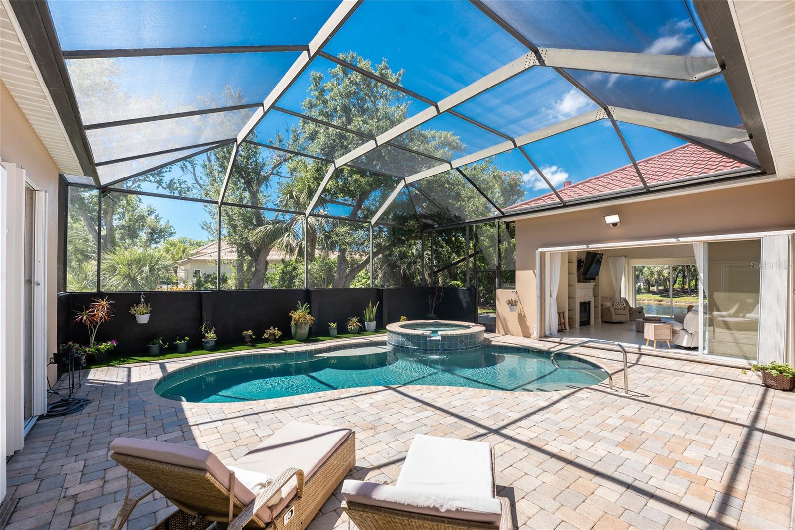 BOCA ROYALE - Residential