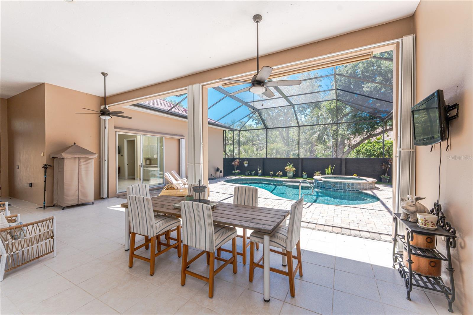 BOCA ROYALE - Residential