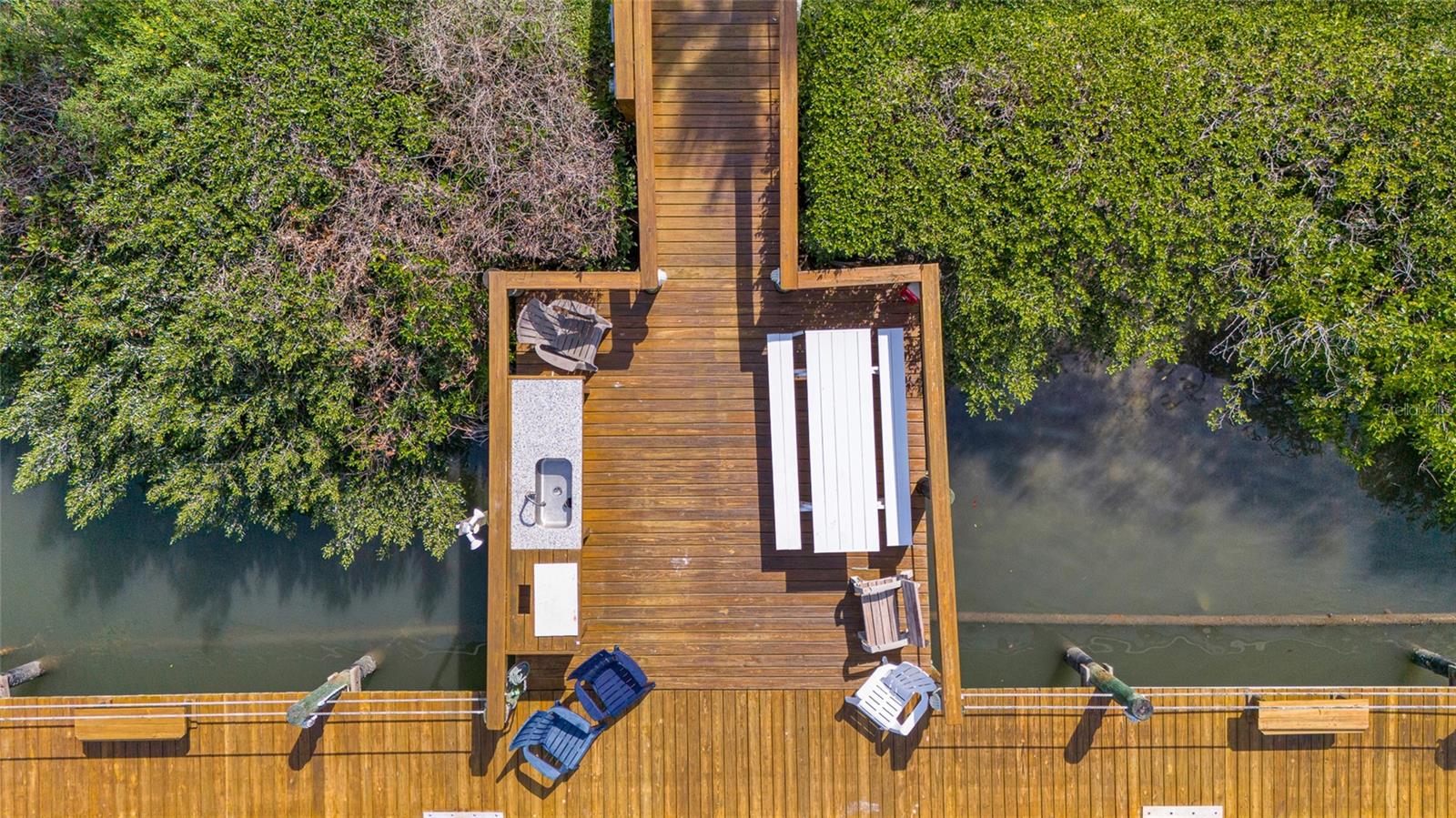 VENETIAN VILLAS - Residential