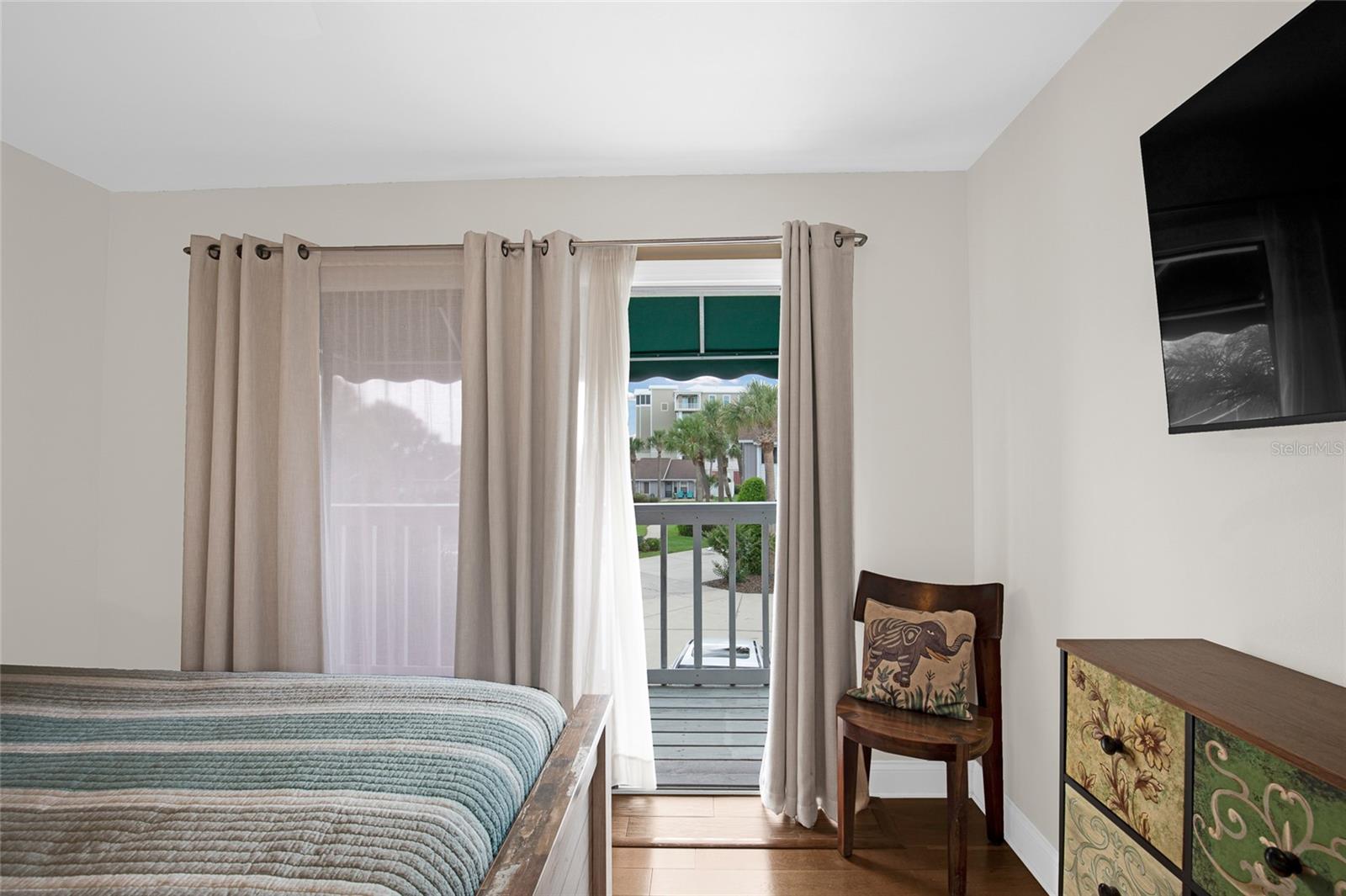 VENETIAN VILLAS - Residential