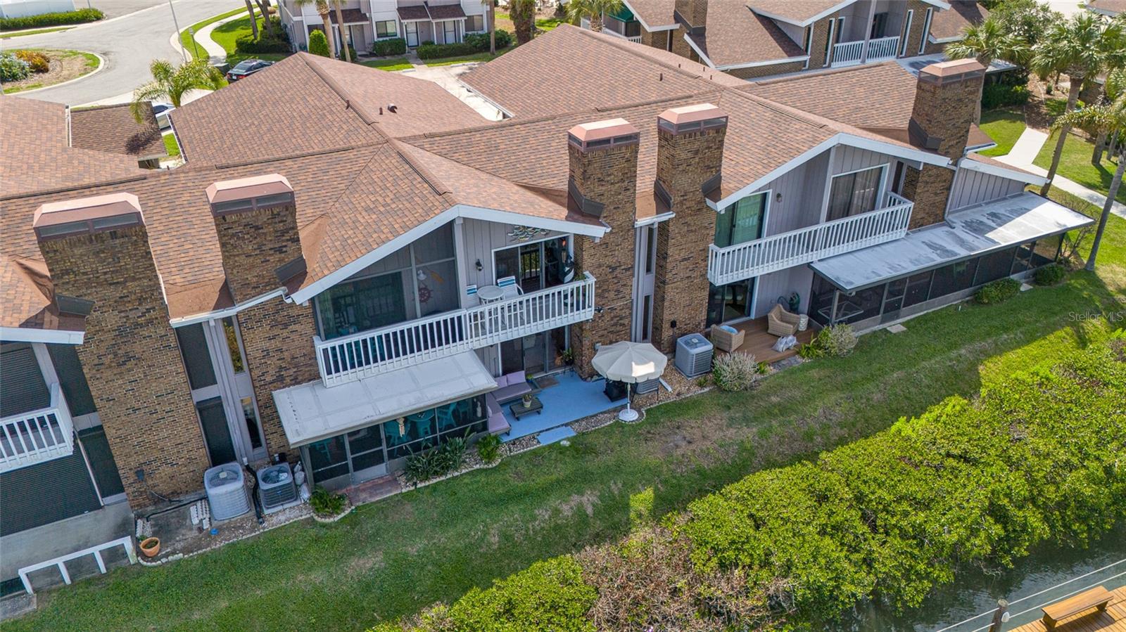 VENETIAN VILLAS - Residential