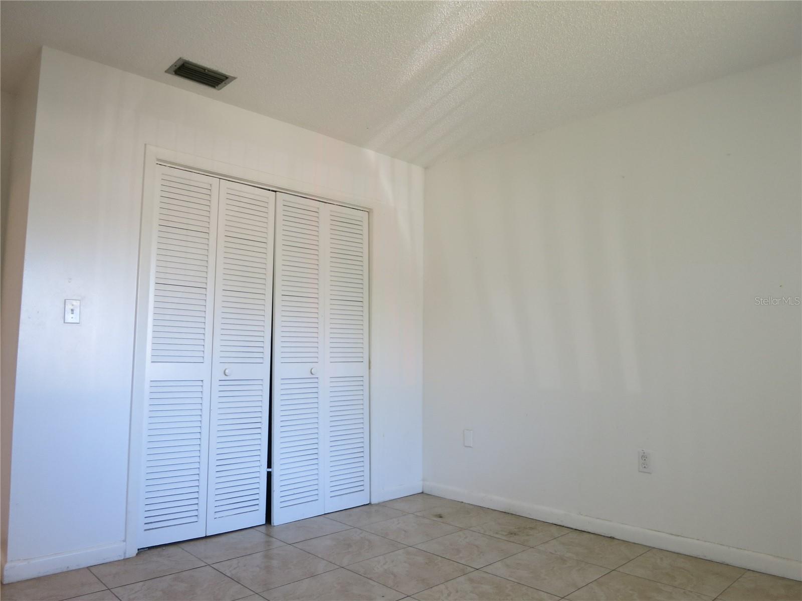 LAGO VISTA - Residential Lease