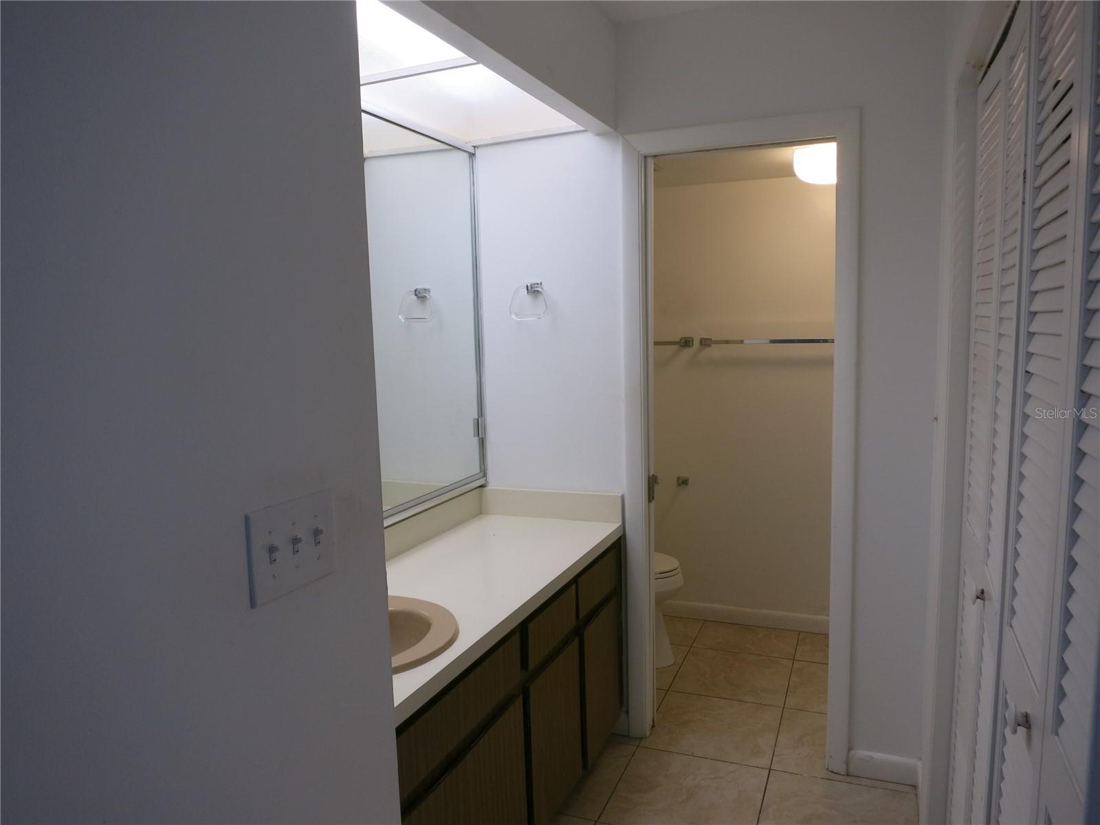 LAGO VISTA - Residential Lease