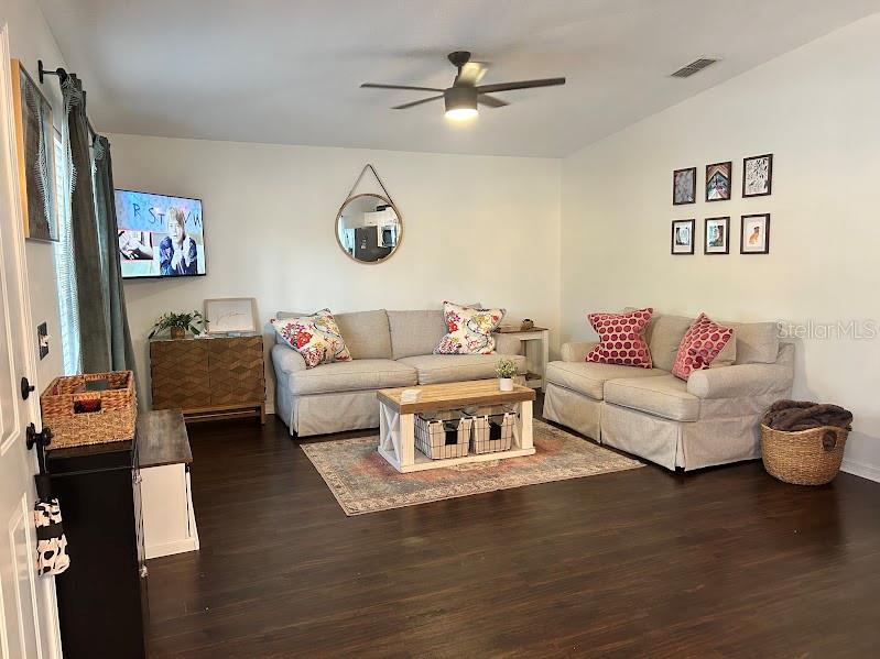 OAKLAND SUB 2 - Residential Lease