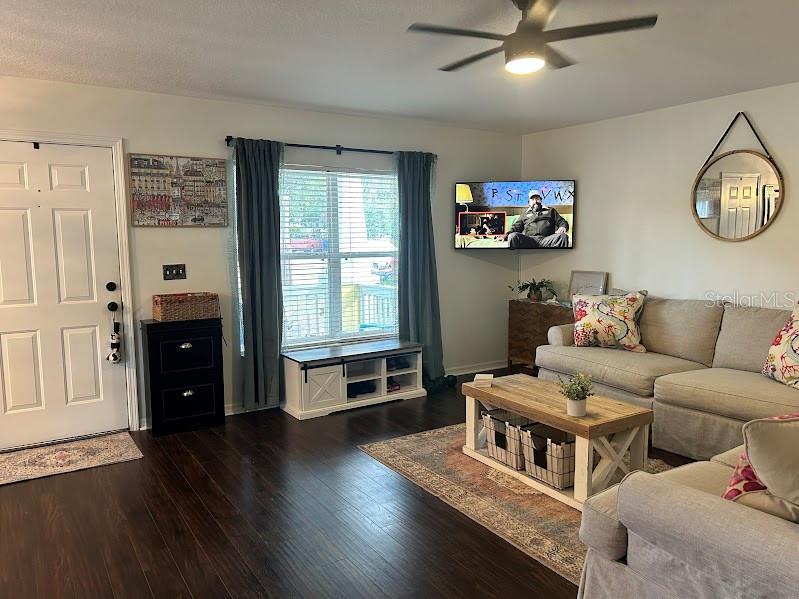 OAKLAND SUB 2 - Residential Lease