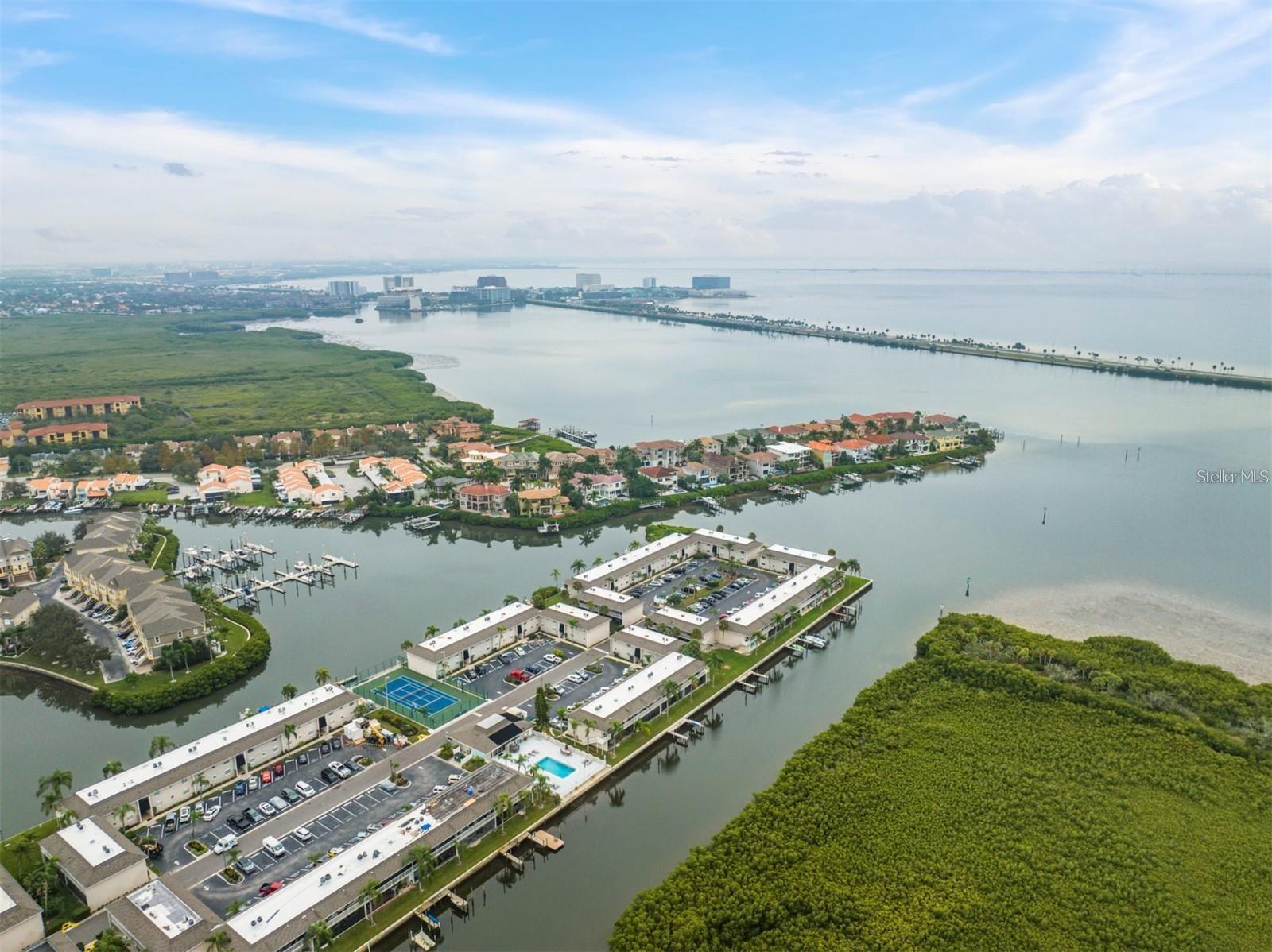 BAY POINTE CONDO - Residential