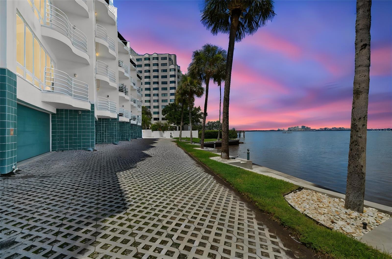 BAYSHORE ON THE BLVD A CO - Residential