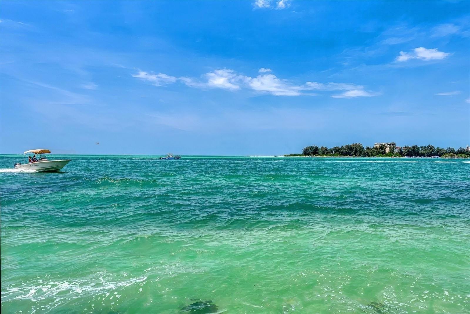 SIESTA REV OF - Land