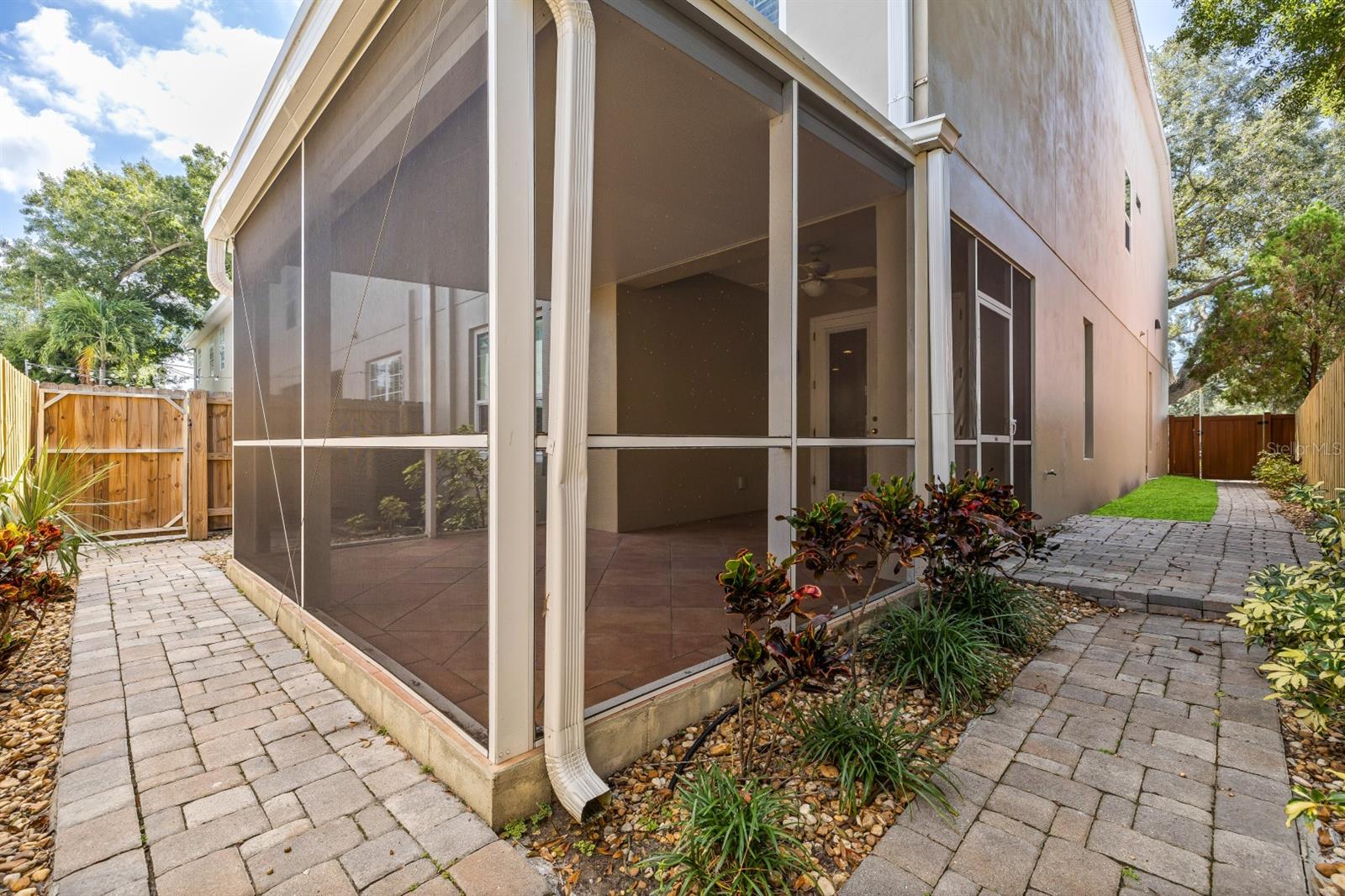PALMA CEIA TWNHMS - Residential