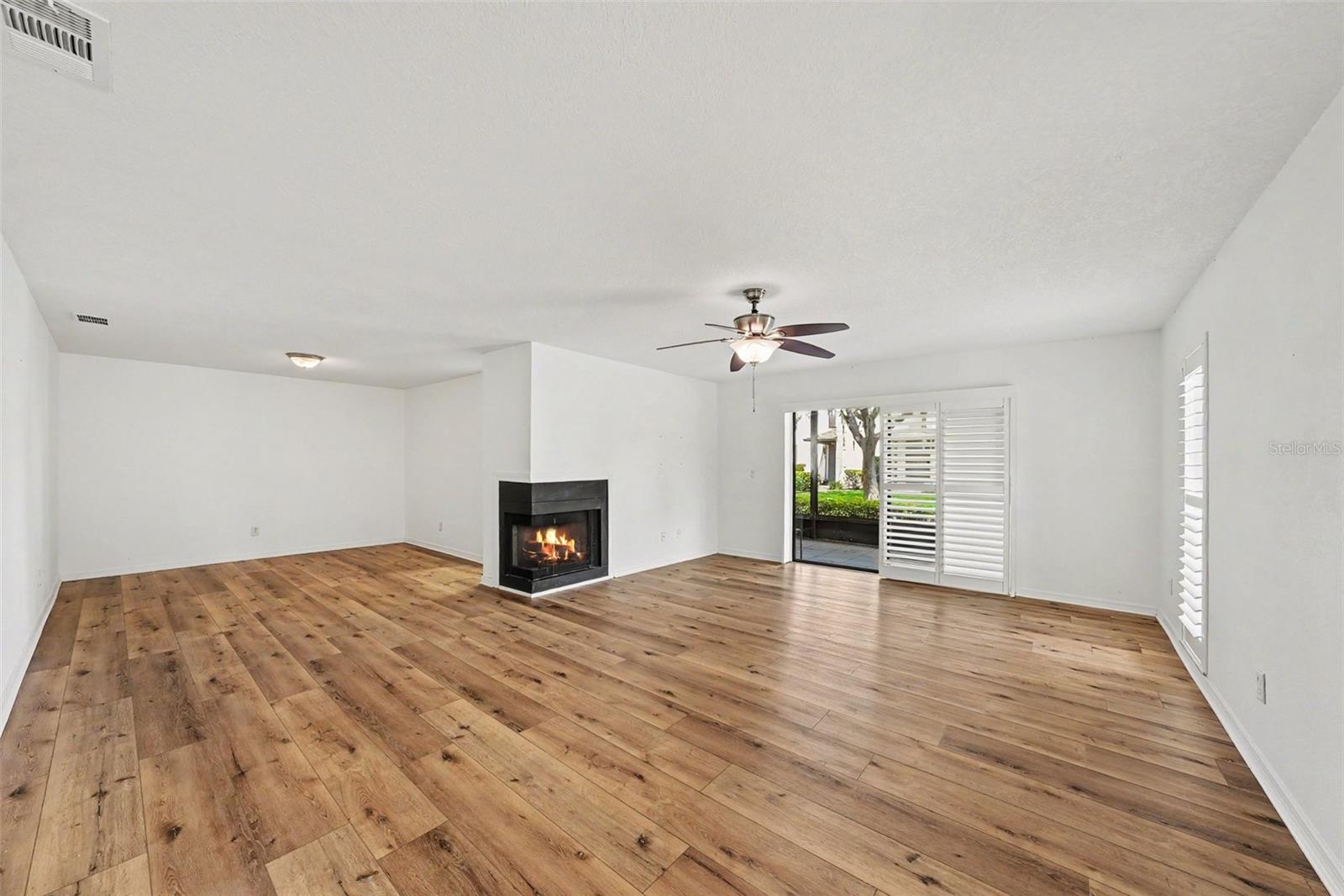 CARROLLWOOD VILL CHASE PH 8 - Residential