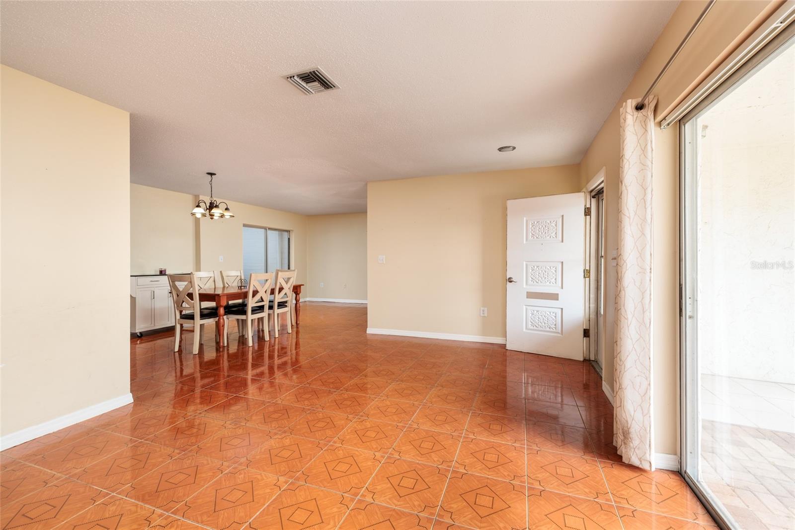 SPRINGWOOD VILLAS - Residential