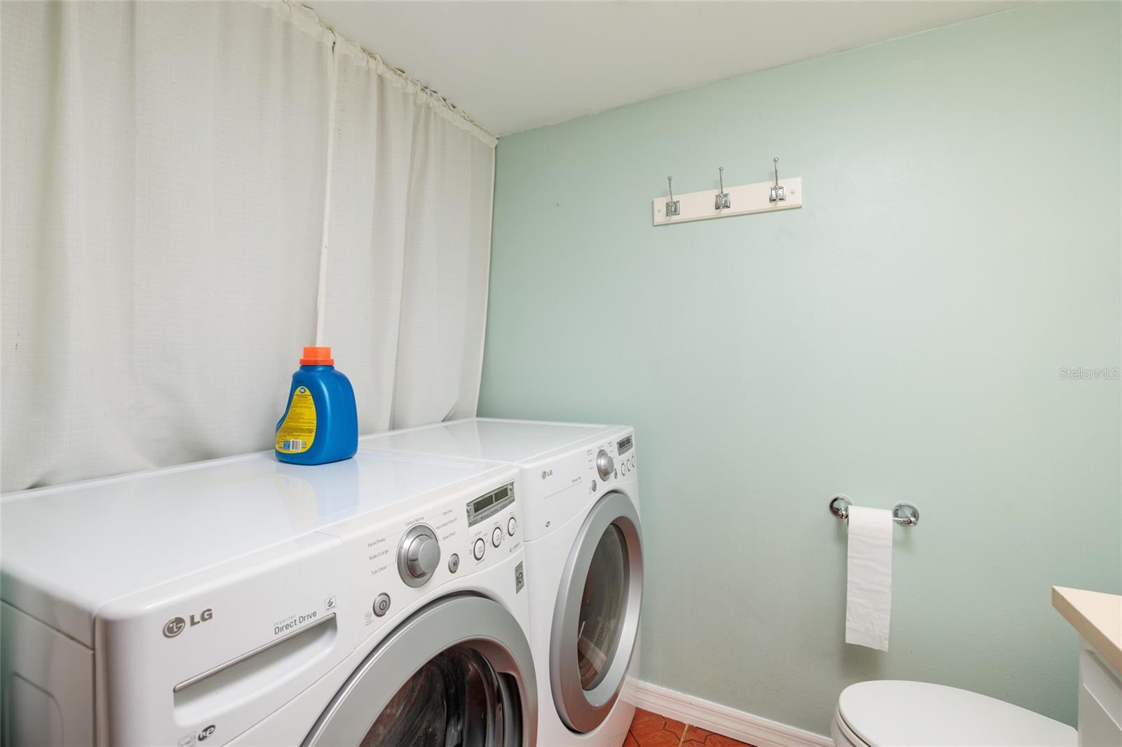 SPRINGWOOD VILLAS - Residential