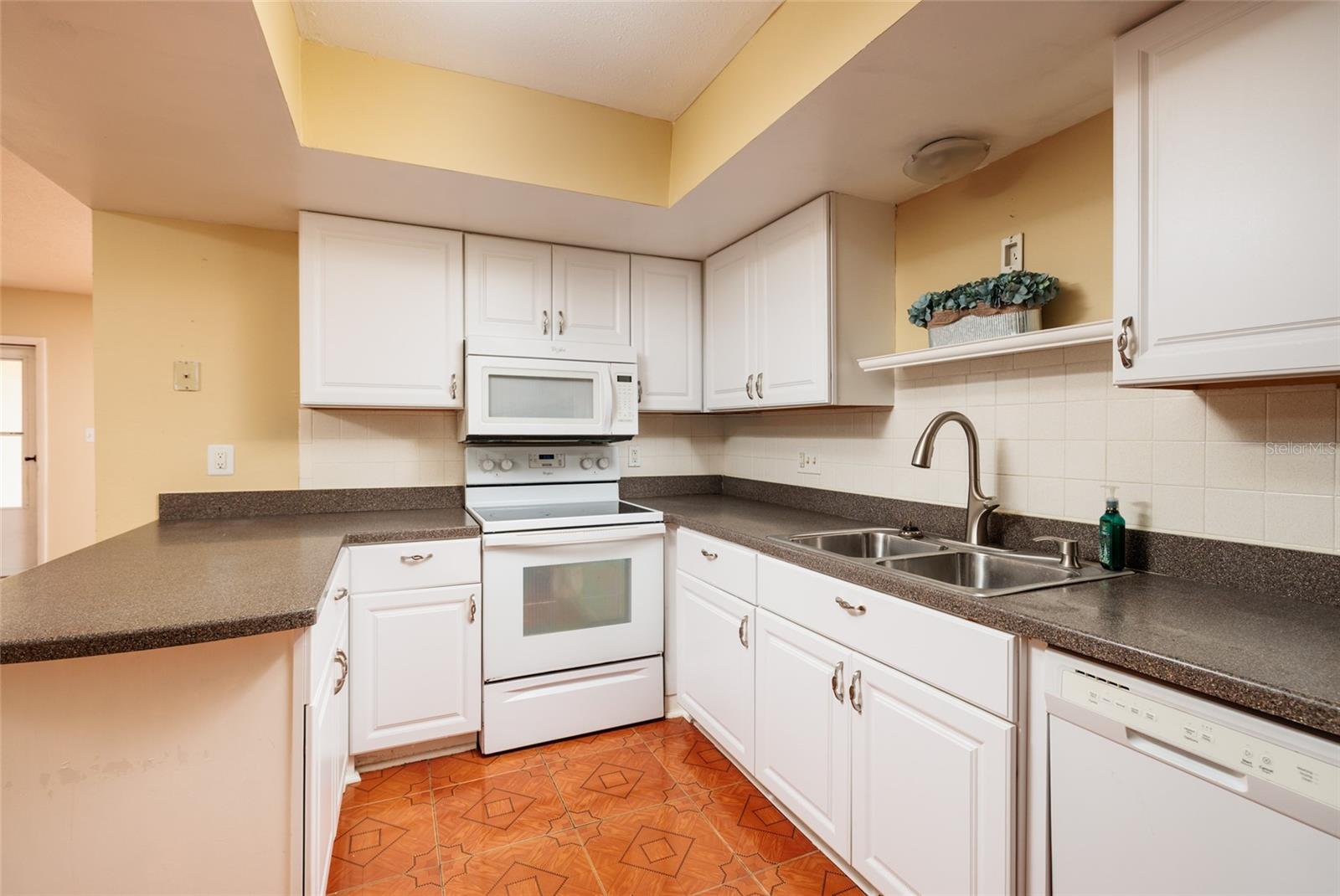 5409 ORANGE BLOSSOM ROAD N