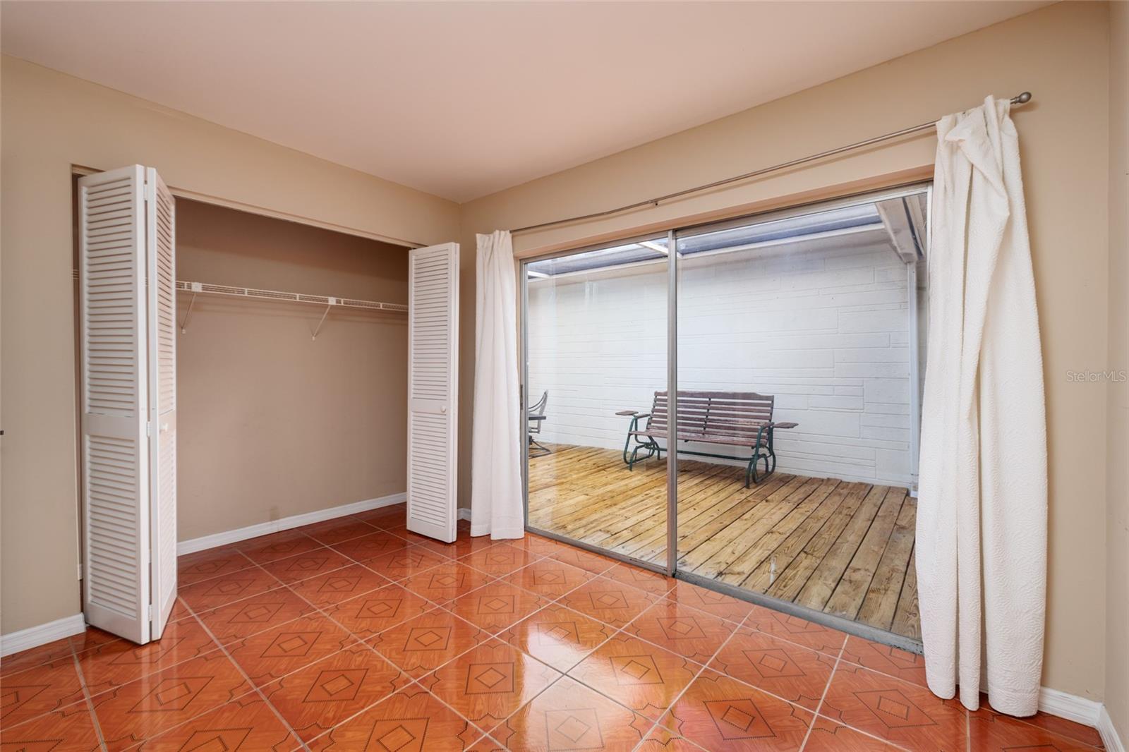 SPRINGWOOD VILLAS - Residential