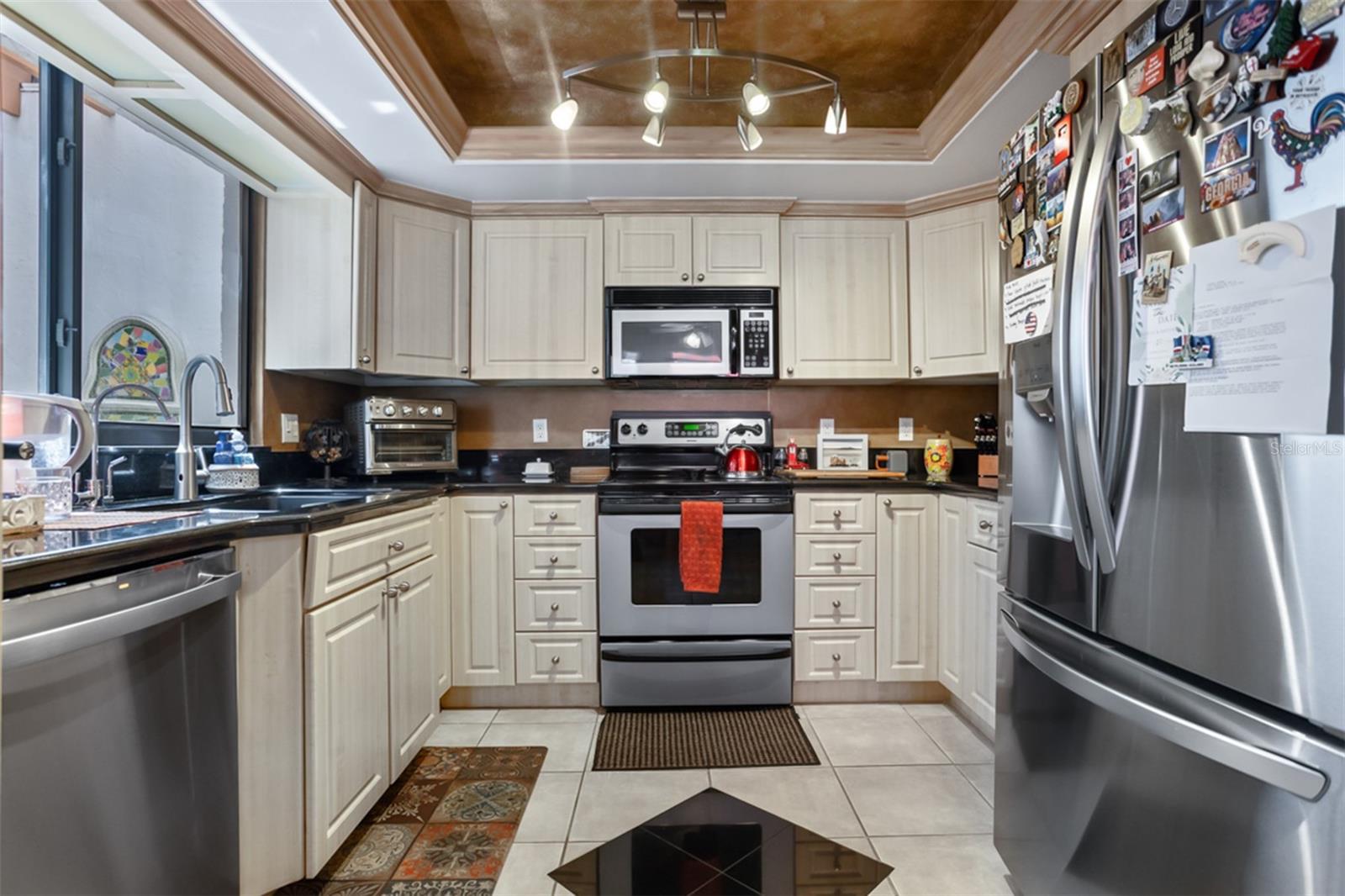 VISTA DEL RIO - Residential