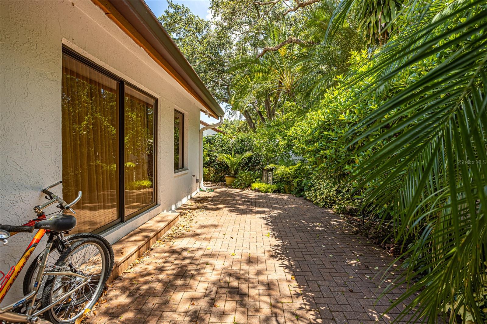 VISTA DEL RIO - Residential