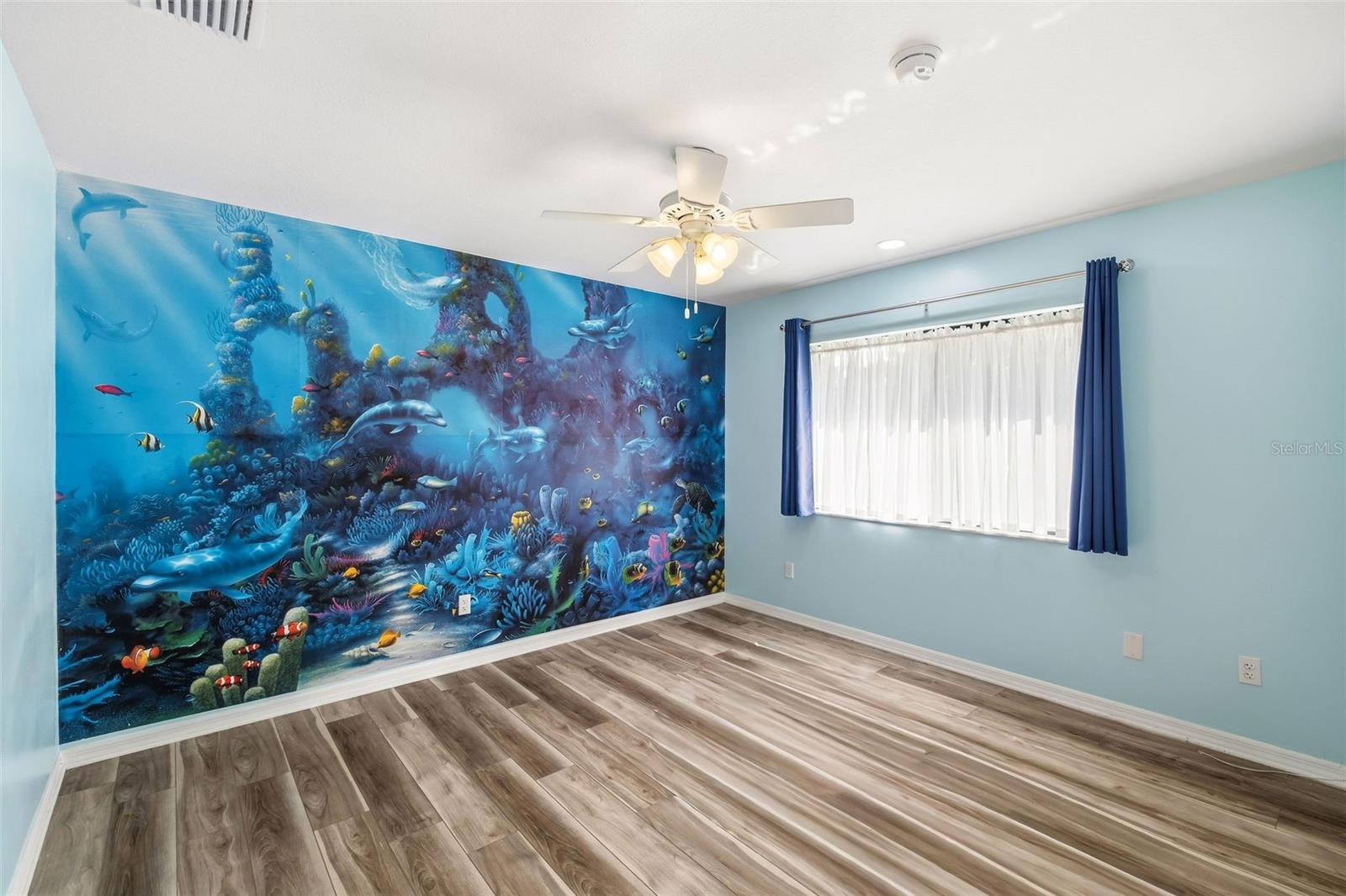 BRISTOL PARK - Residential