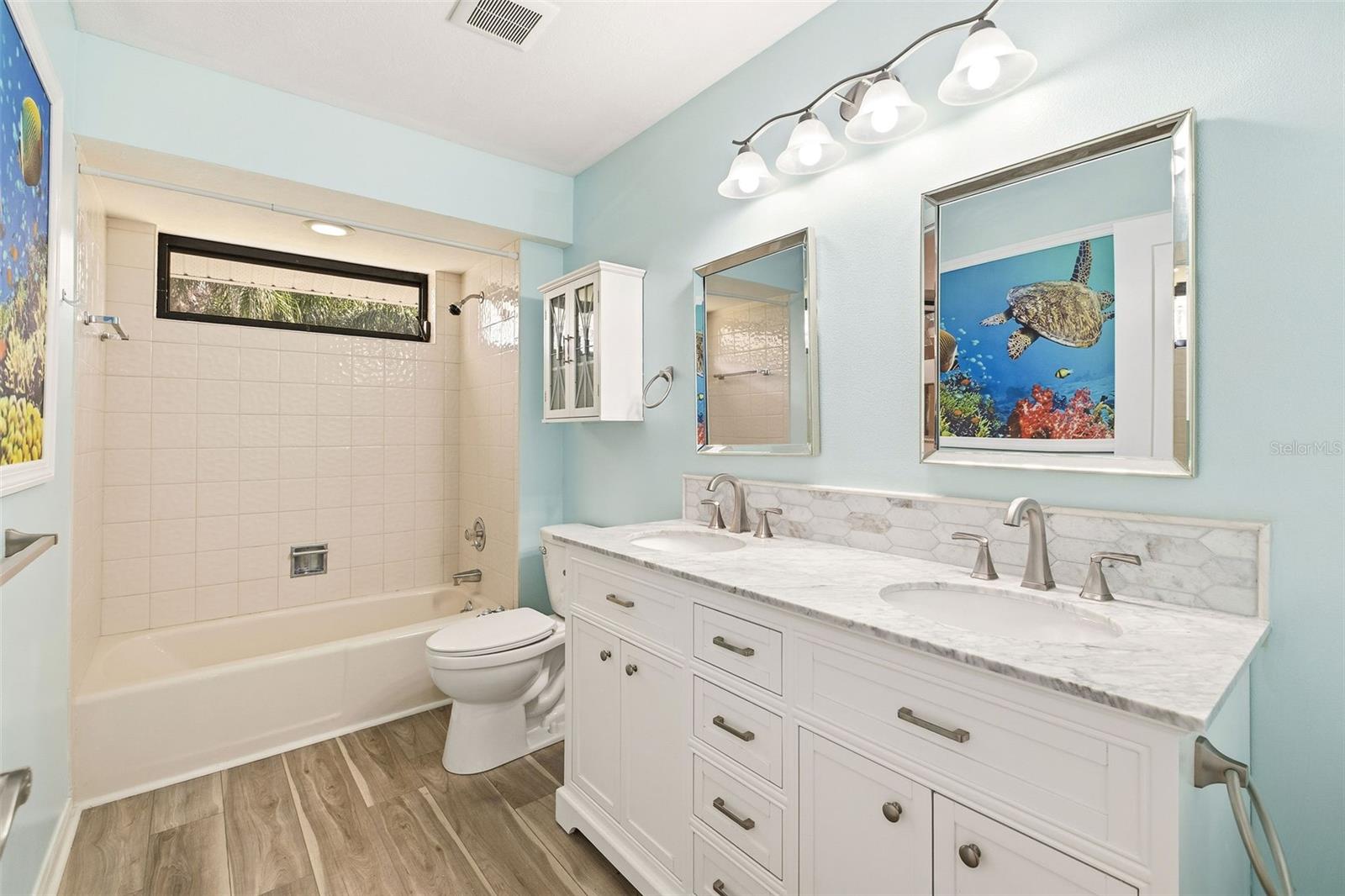 BRISTOL PARK - Residential