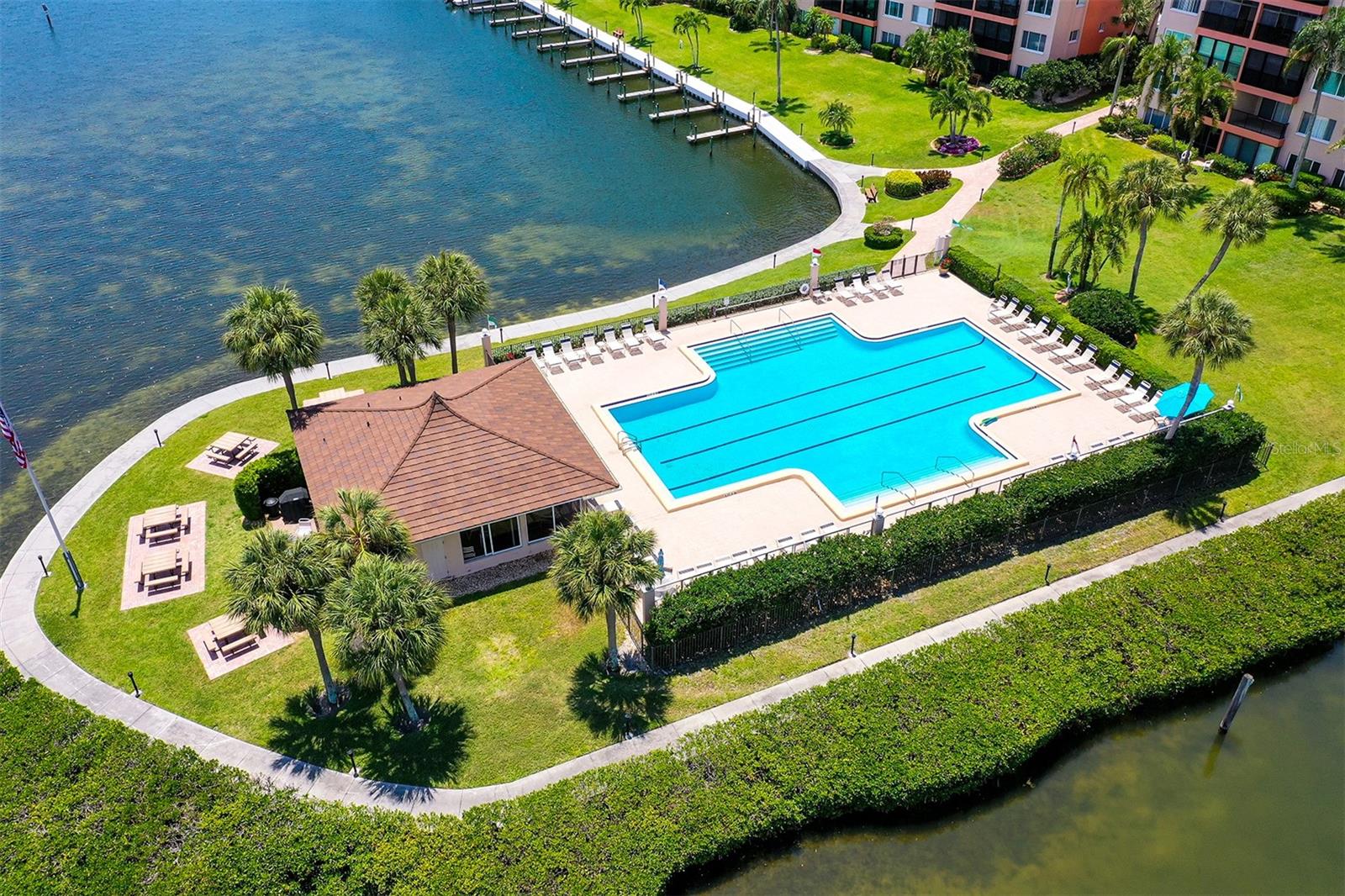 SUNRISE COVE SEC 2 - Residential