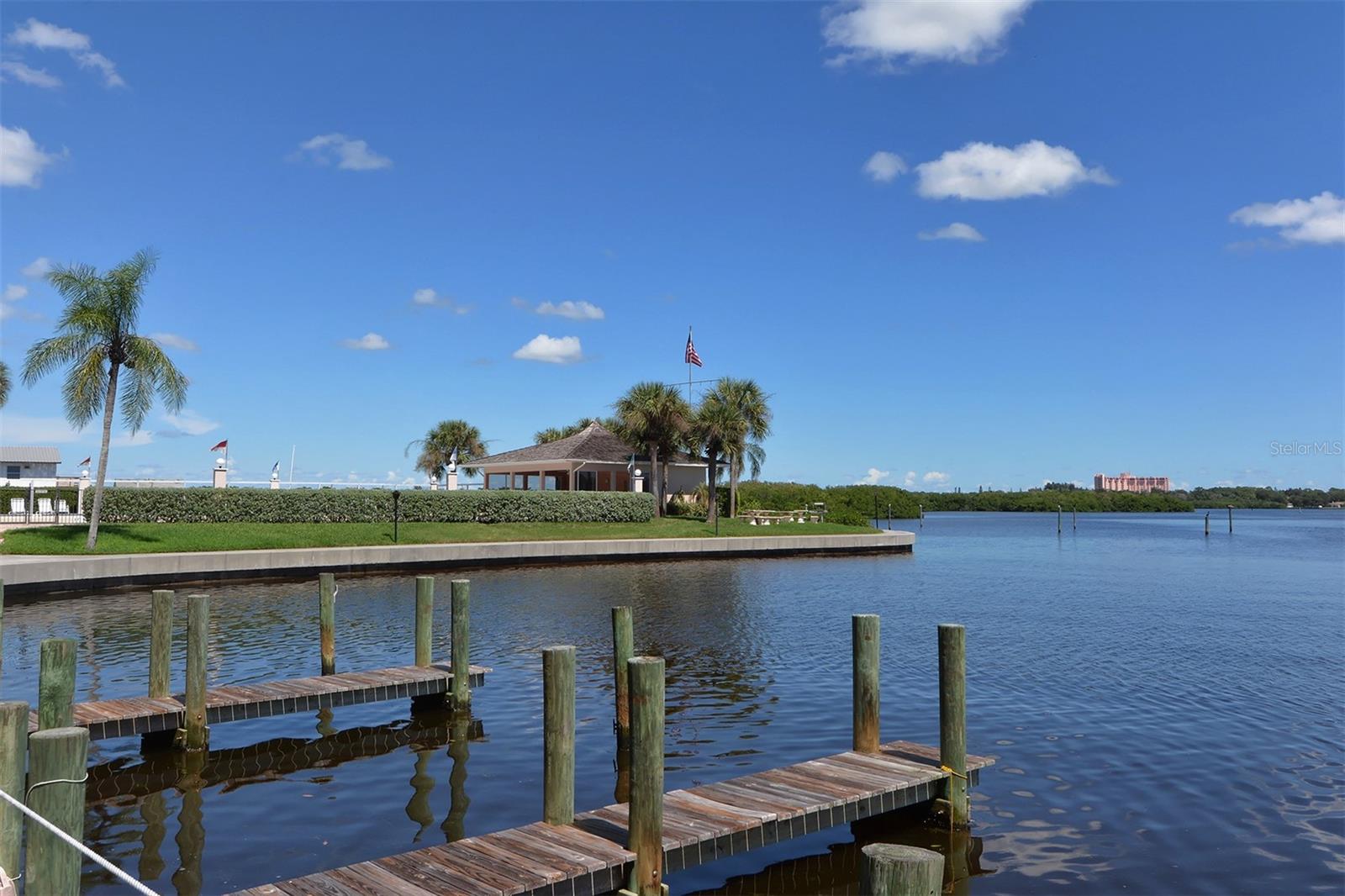 SUNRISE COVE SEC 2 - Residential