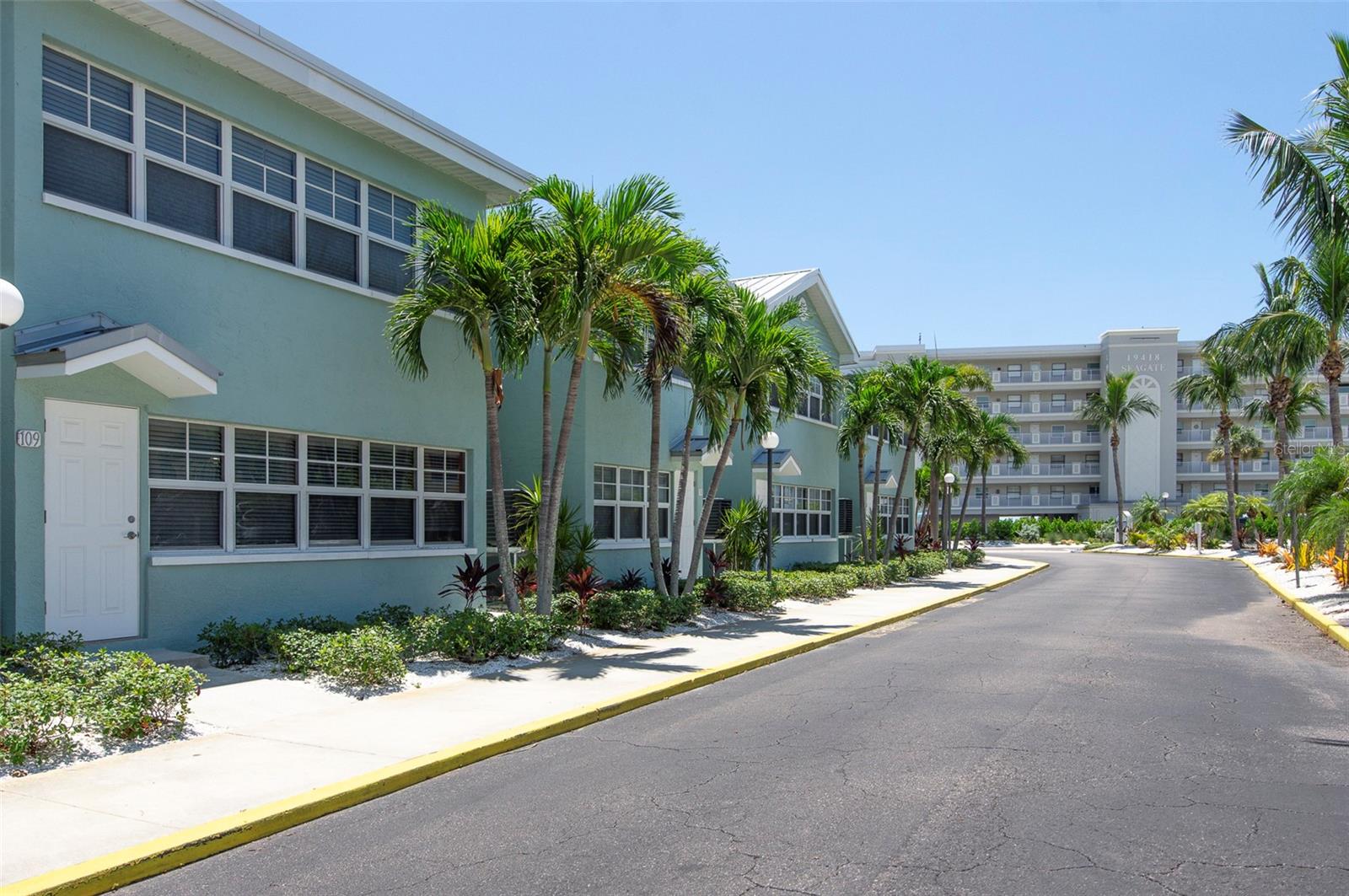 19417 GULF BOULEVARD E109