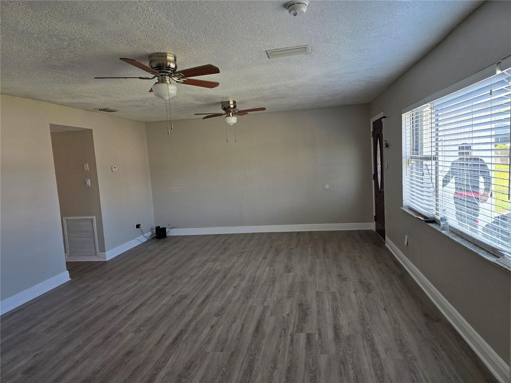 Photo of 2538 W Hiawatha Street, Tampa, FL 33614 (MLS # TB8492721)