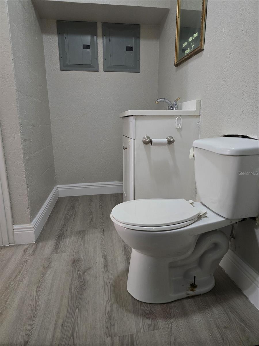 OAK GROVE SUB - Residential