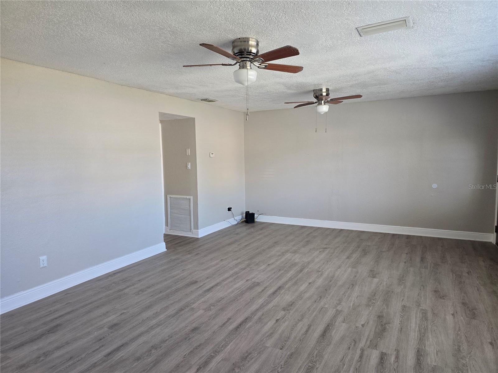 OAK GROVE SUB - Residential