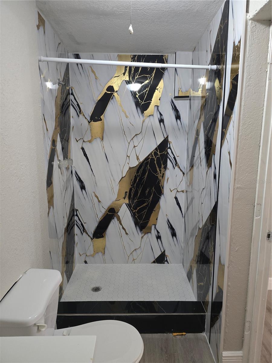 OAK GROVE SUB - Residential