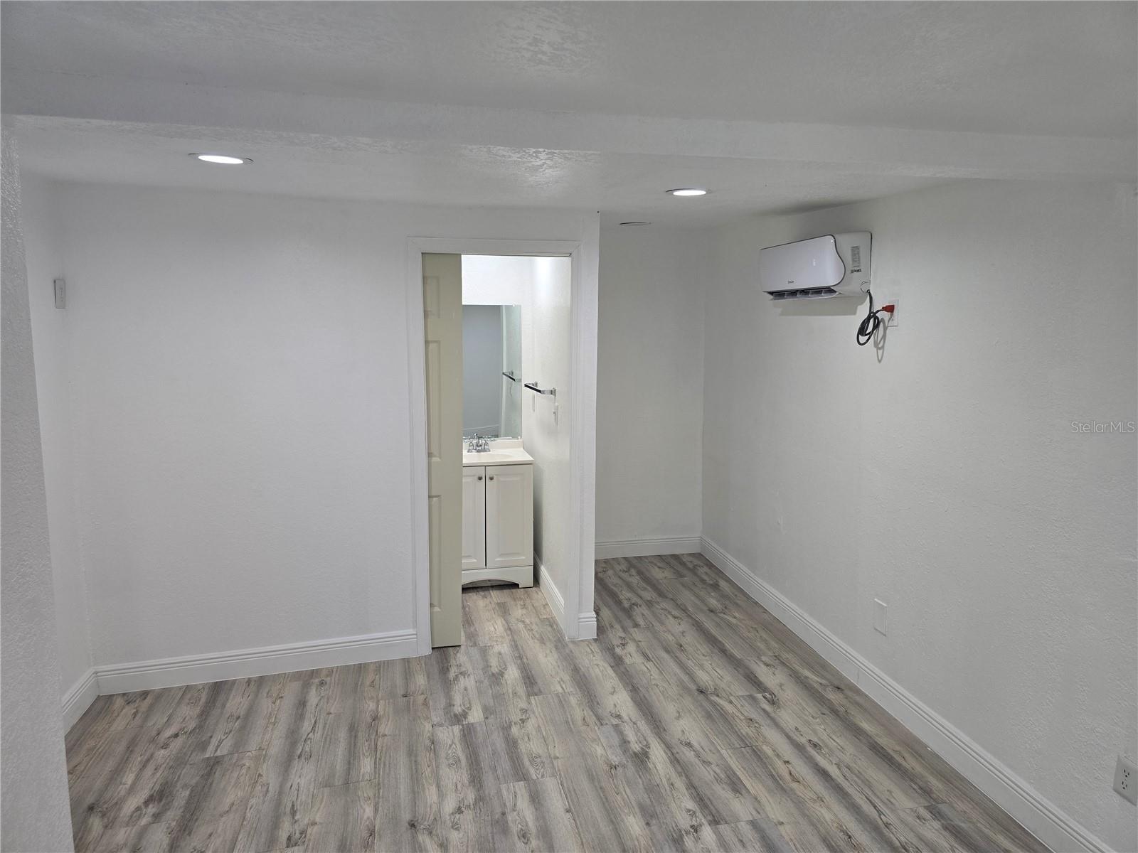 OAK GROVE SUB - Residential